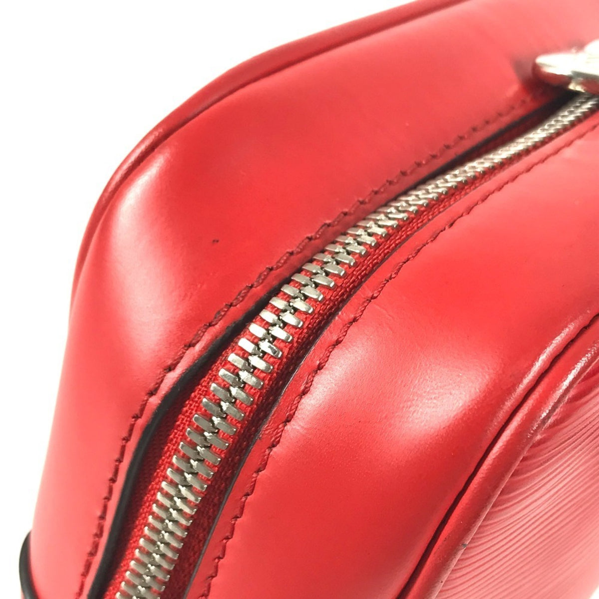 Louis Vuitton Red Color White Epi Leather Pochette Shoulder Bag (Pre-Owned)