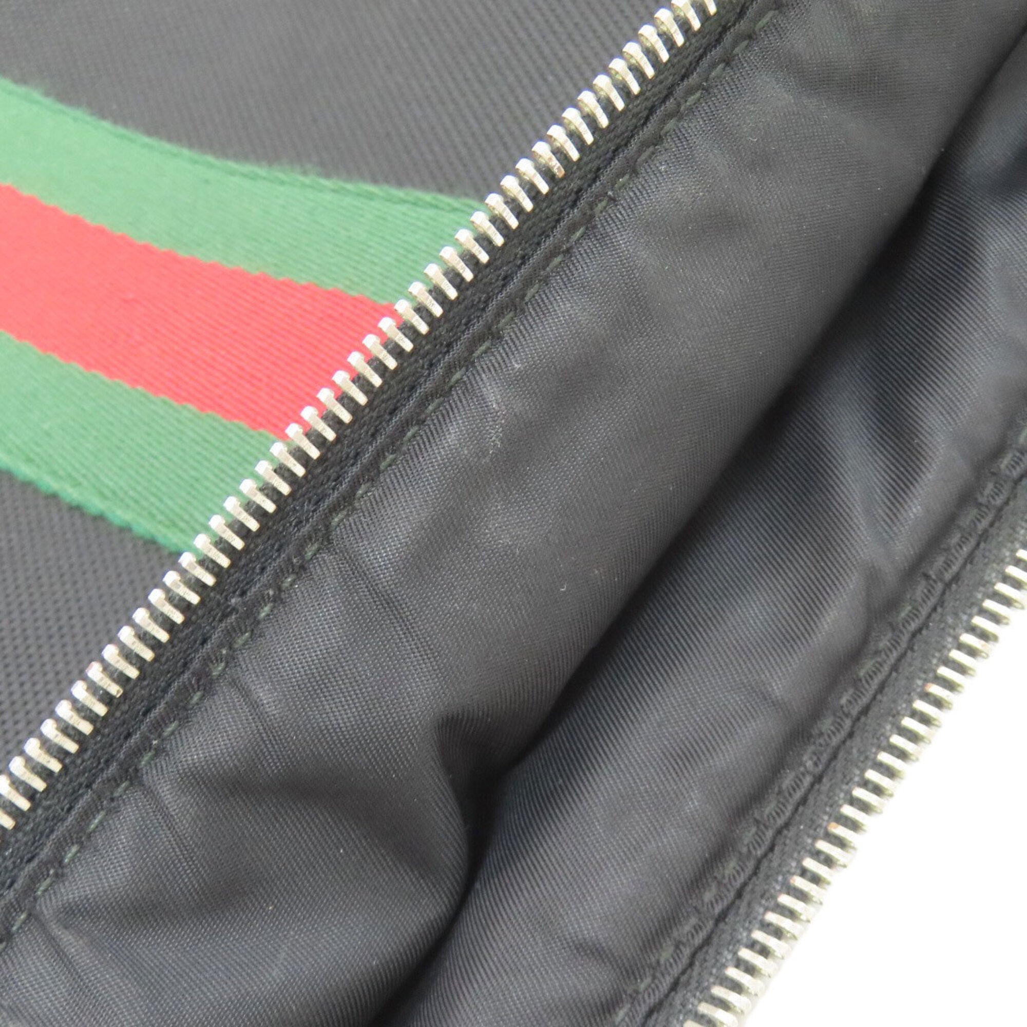 Gucci Black Canvas Shoulder Bag (Pre-Owned)