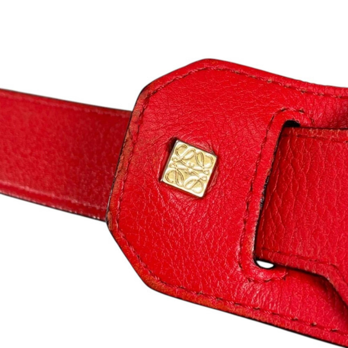 Loewe Red Color Shoulder Bag (Pre-Owned)