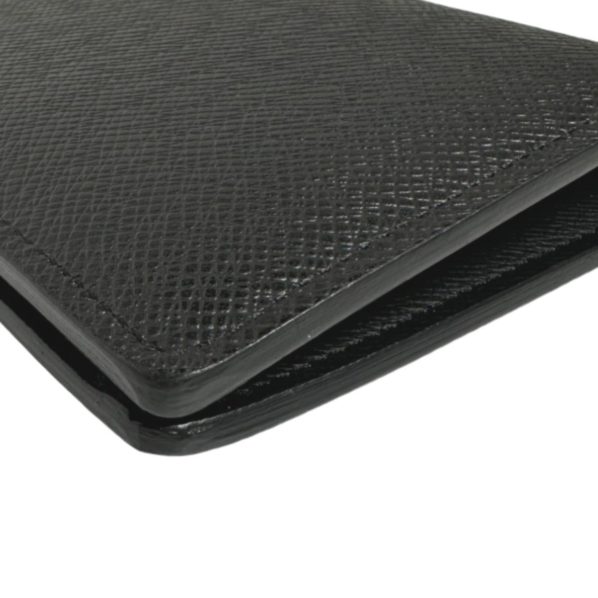 Louis Vuitton Black Taiga Leather Long Wallet (Bi-Fold) (Pre-Owned)