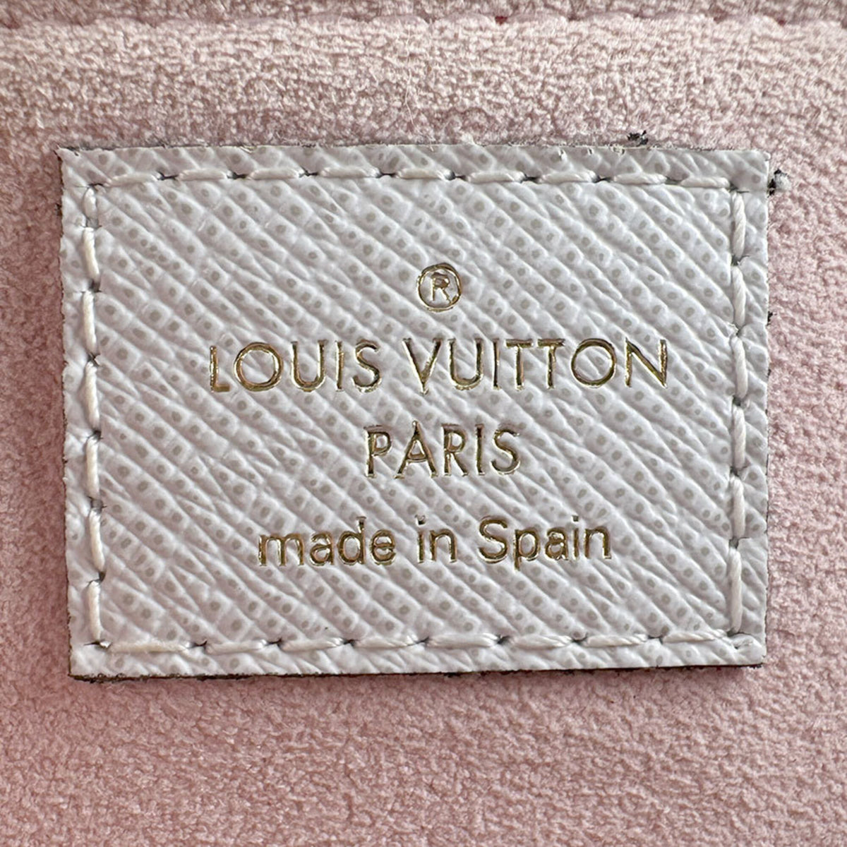 Louis Vuitton Pink Red Color Pochette Shoulder Bag (Pre-Owned)