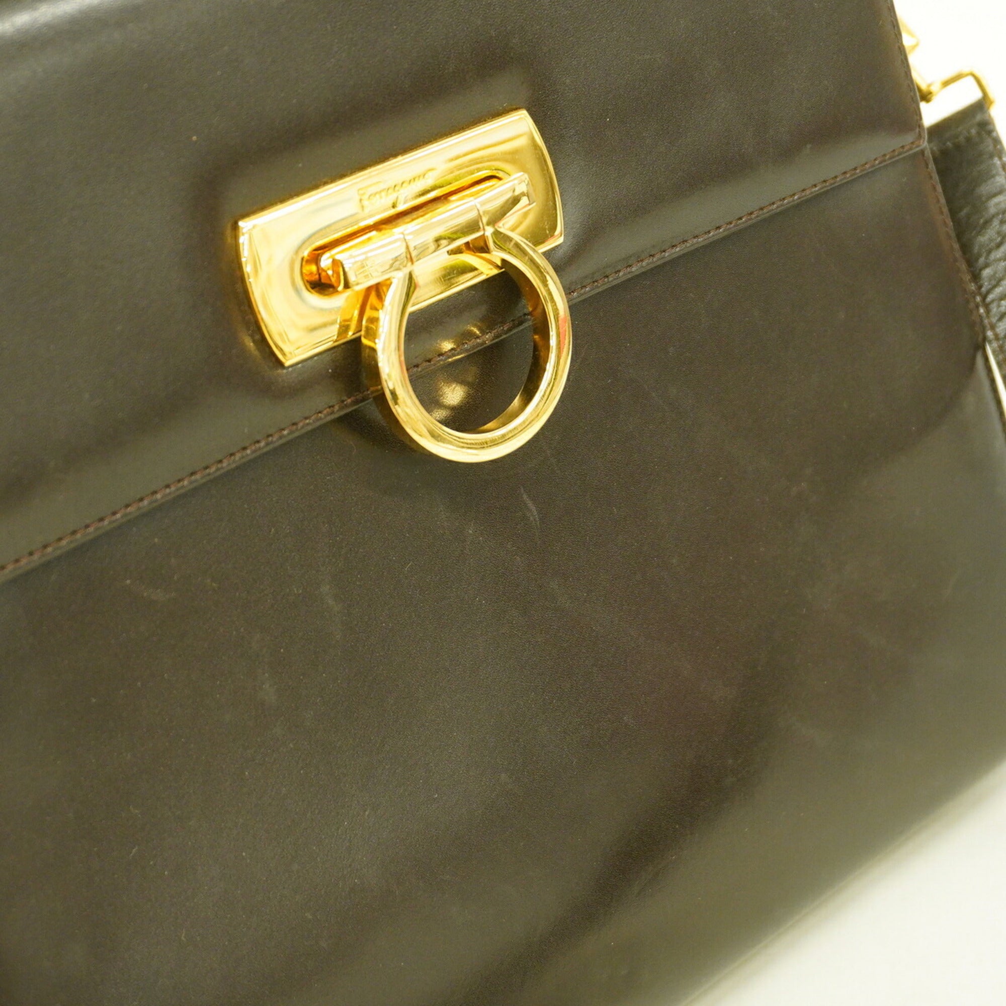 Salvatore Ferragamo Black Leather Handbag (Pre-Owned)