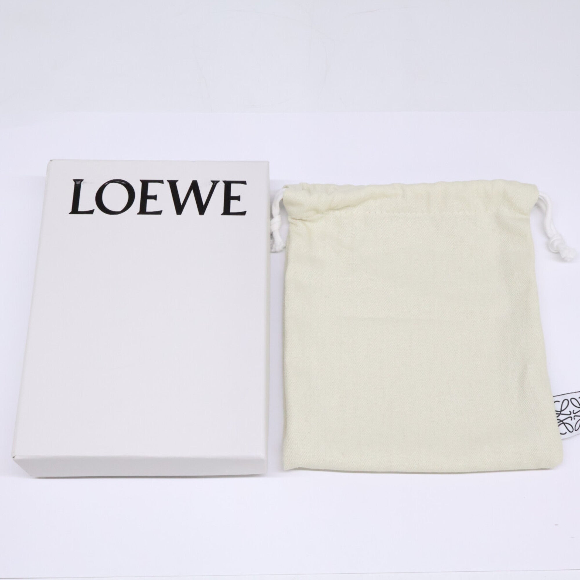 Loewe Beige Leather Wallet (Bi-Fold) (Pre-Owned)
