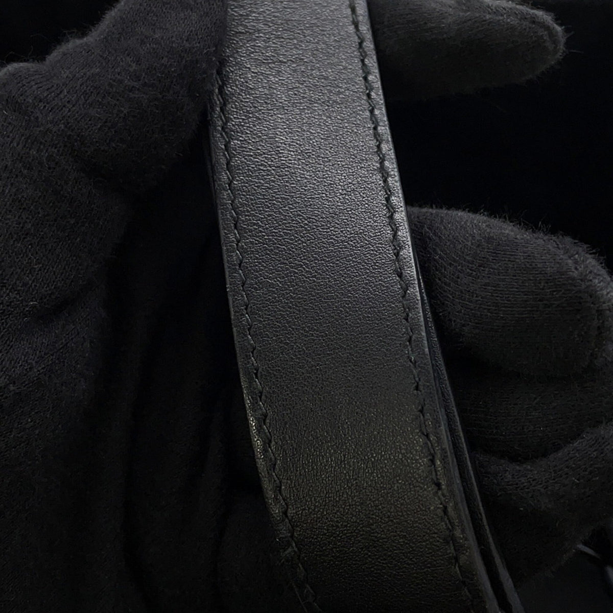 Christian Dior Black Leather Handbag (Pre-Owned)