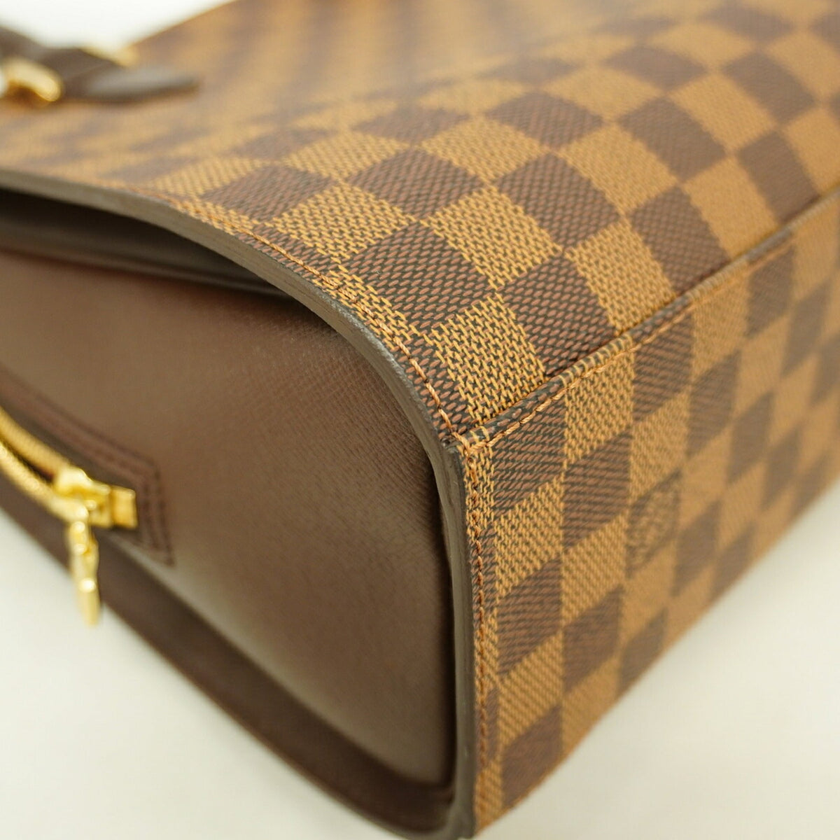 Louis Vuitton Ebene Handbag (Pre-Owned)