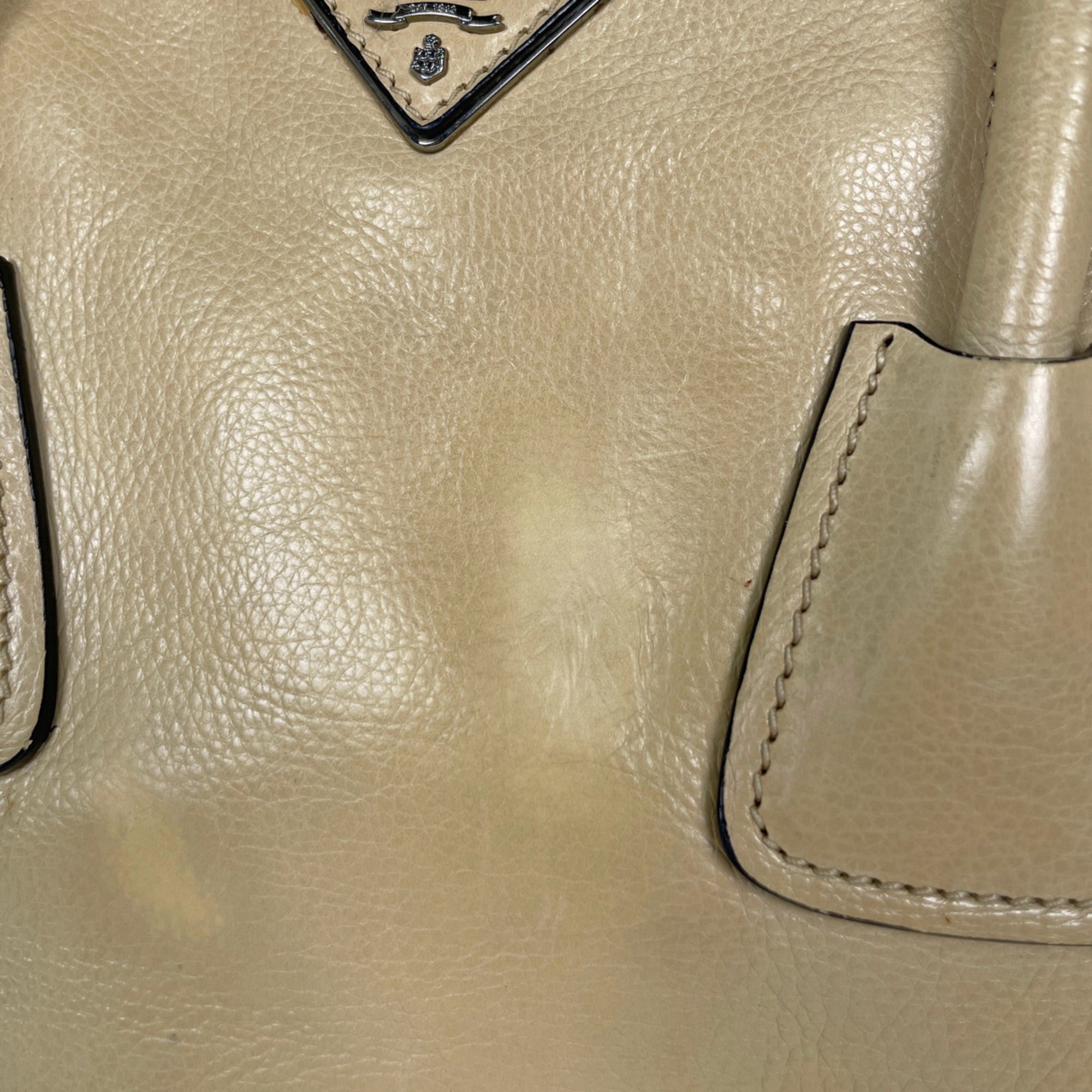 Prada Beige Leather Handbag (Pre-Owned)