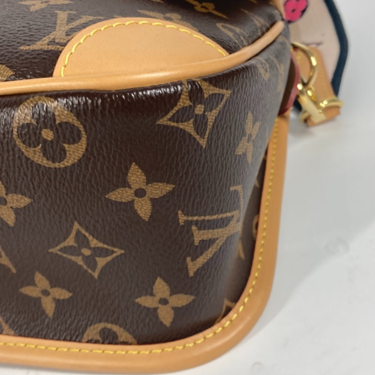 Louis Vuitton Monogram Brown Noir Monogram Shoulder Bag (Pre-Owned)