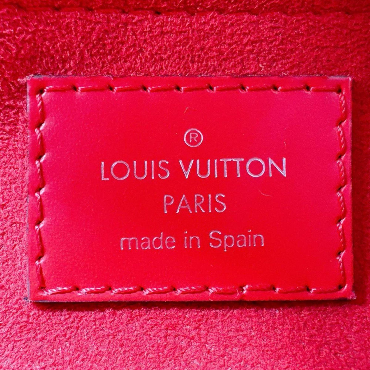 Louis Vuitton Red Color Epi Leather Handbag (Pre-Owned)