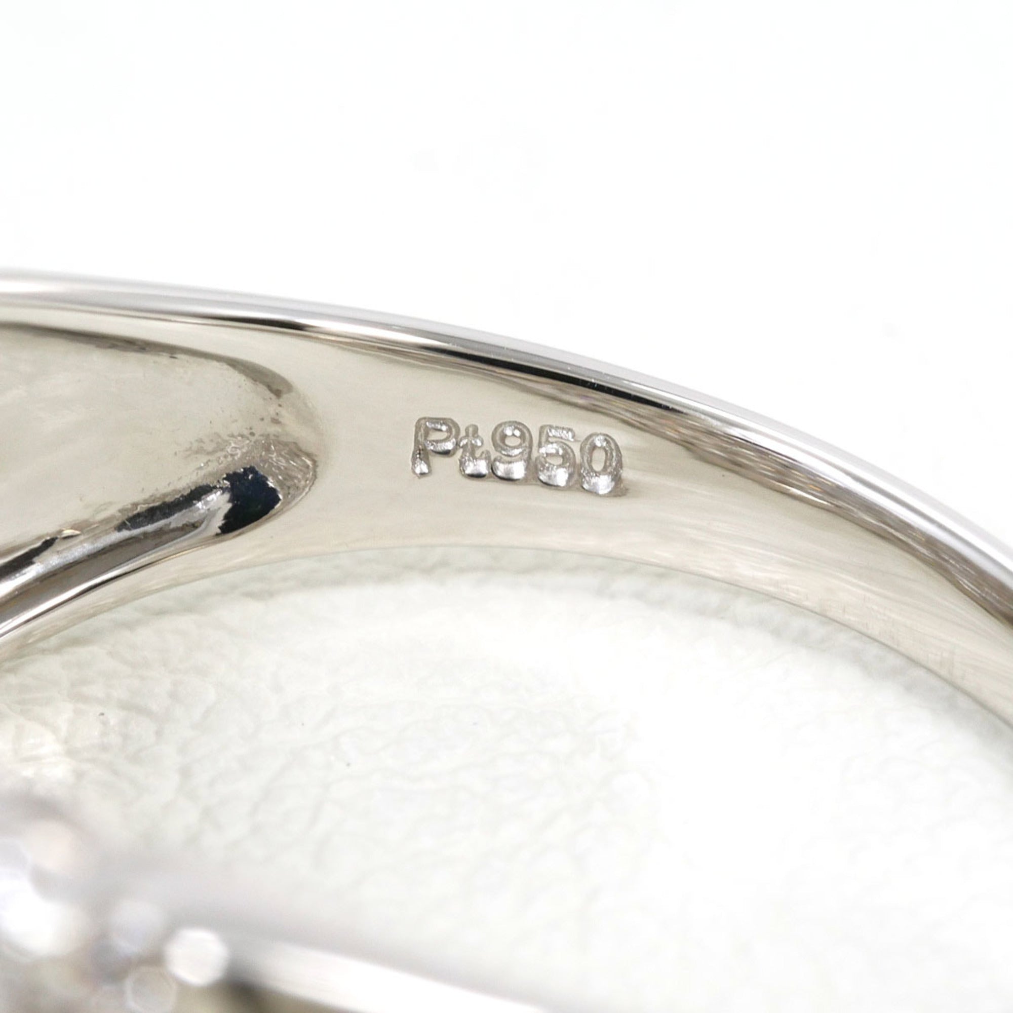 Unbranded Platinum 950 Band Ring (Pre-Owned)