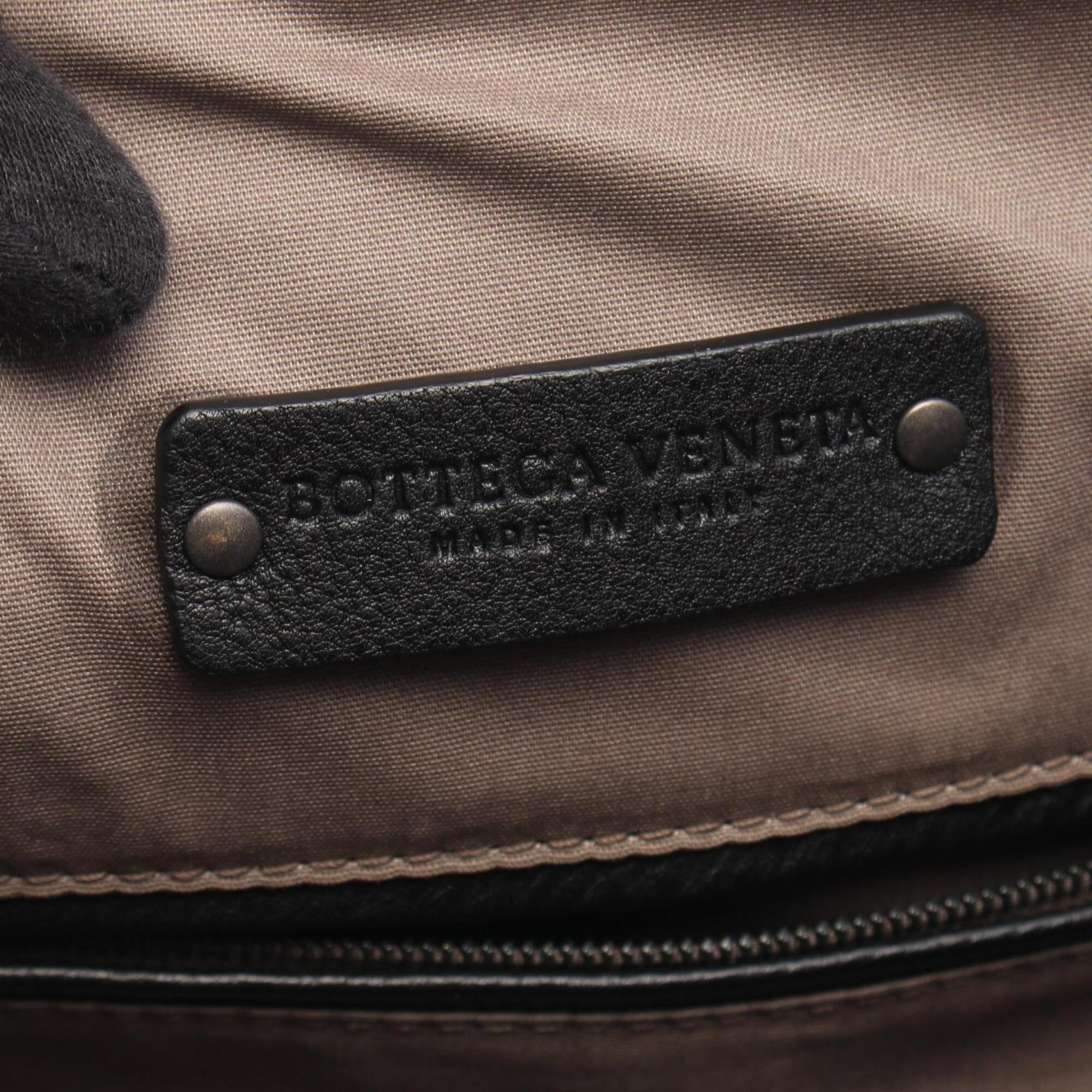 Bottega Veneta Black Intrecciato Handbag (Pre-Owned)