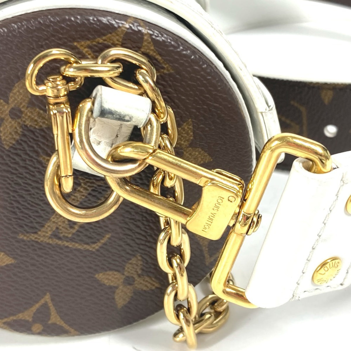 Louis Vuitton Brown White Monogram Canvas Pouch Shoulder Bag (Pre-Owned)