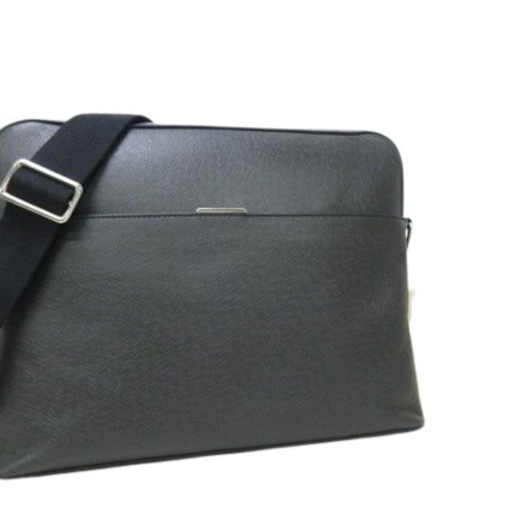 Louis Vuitton Ardoise Taiga Leather Messenger Bag Shoulder Bag (Pre-Owned)