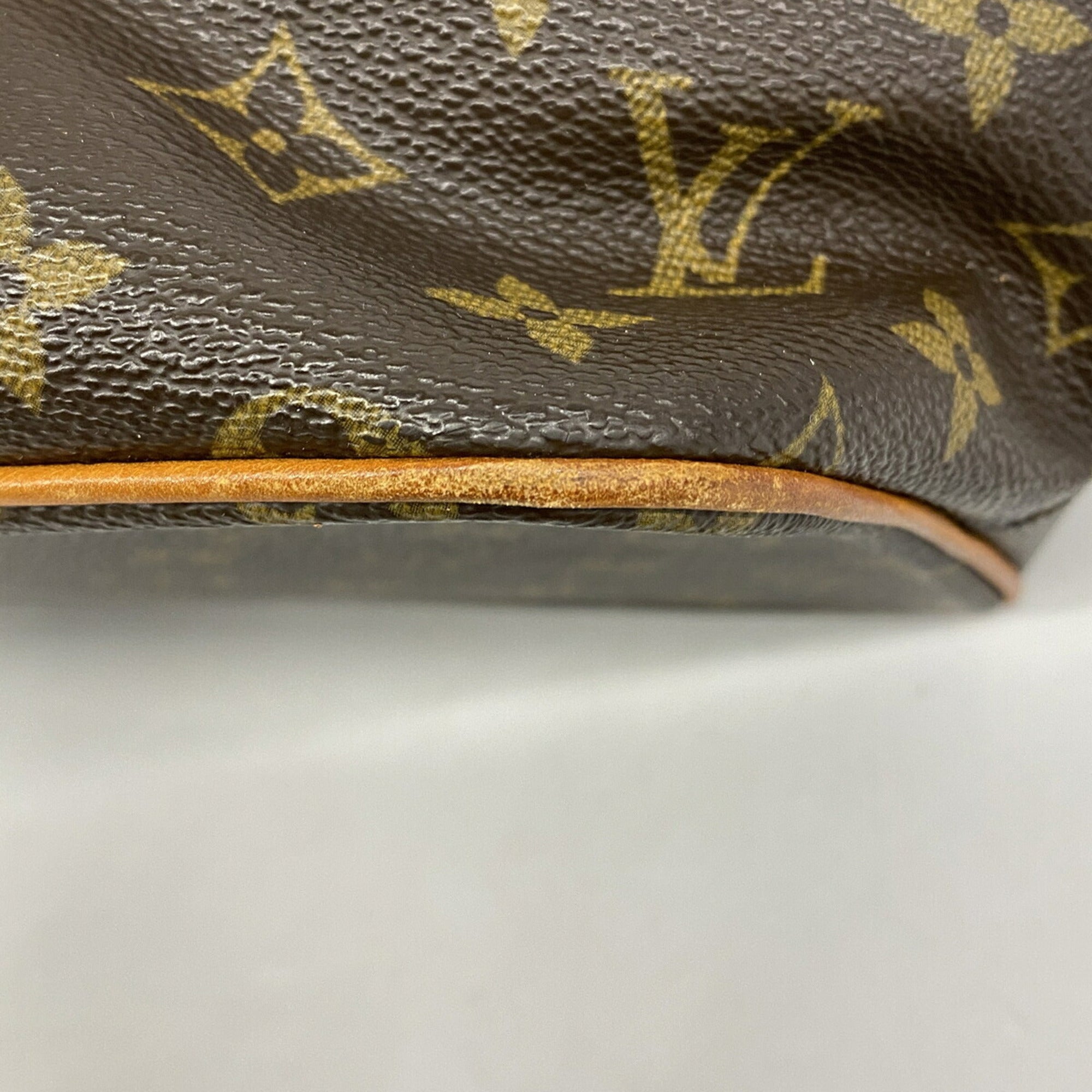 Louis Vuitton Brown Tote Bag (Pre-Owned)