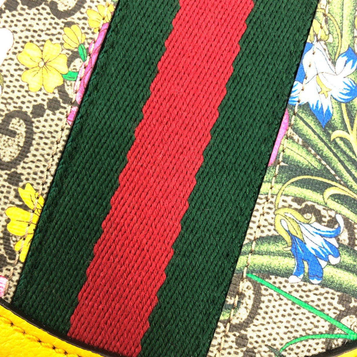 Gucci Yellow Other Shoulder Bag (Pre-Owned)