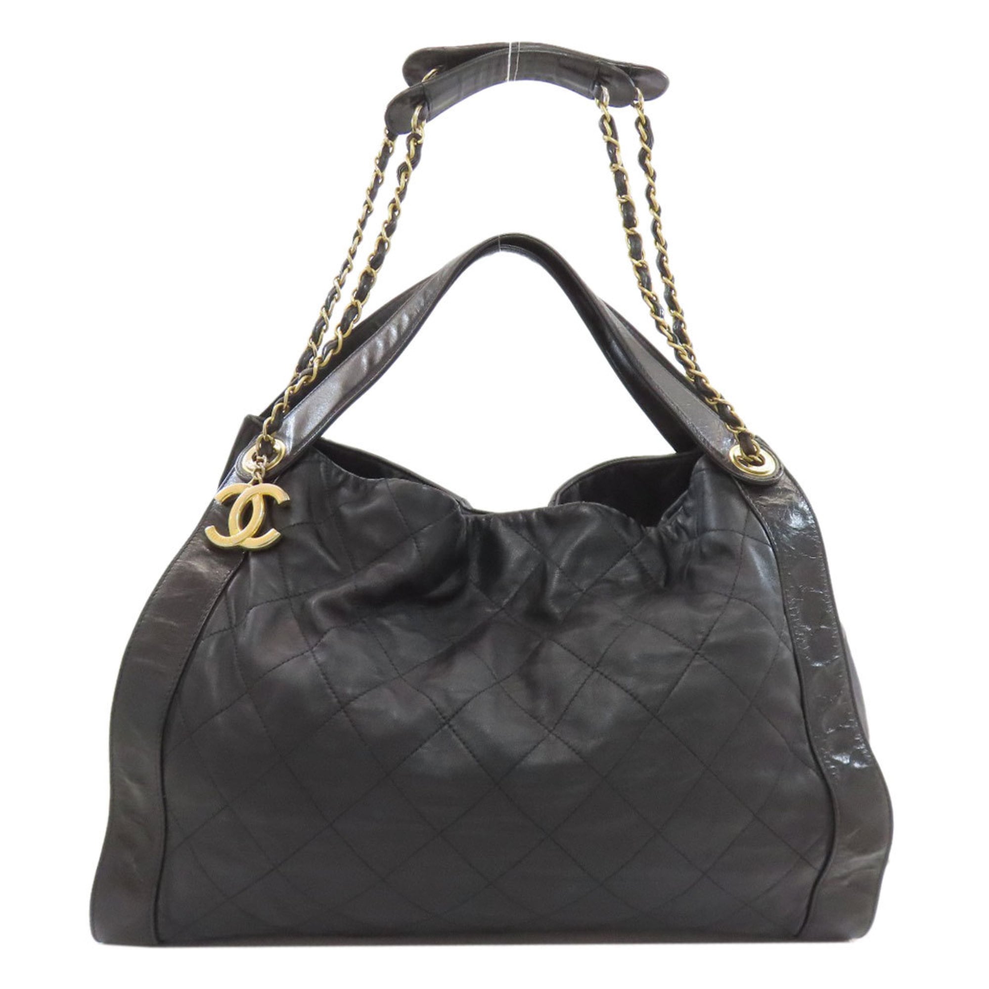 Chanel Black Leather Shoulder Bag (Pre-Owned)