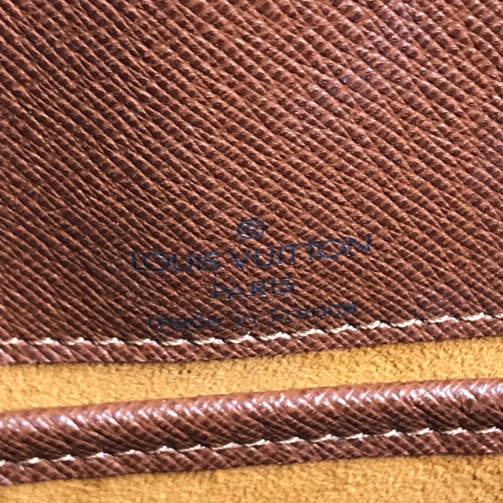 Louis Vuitton Brown Monogram Shoulder Bag (Pre-Owned)