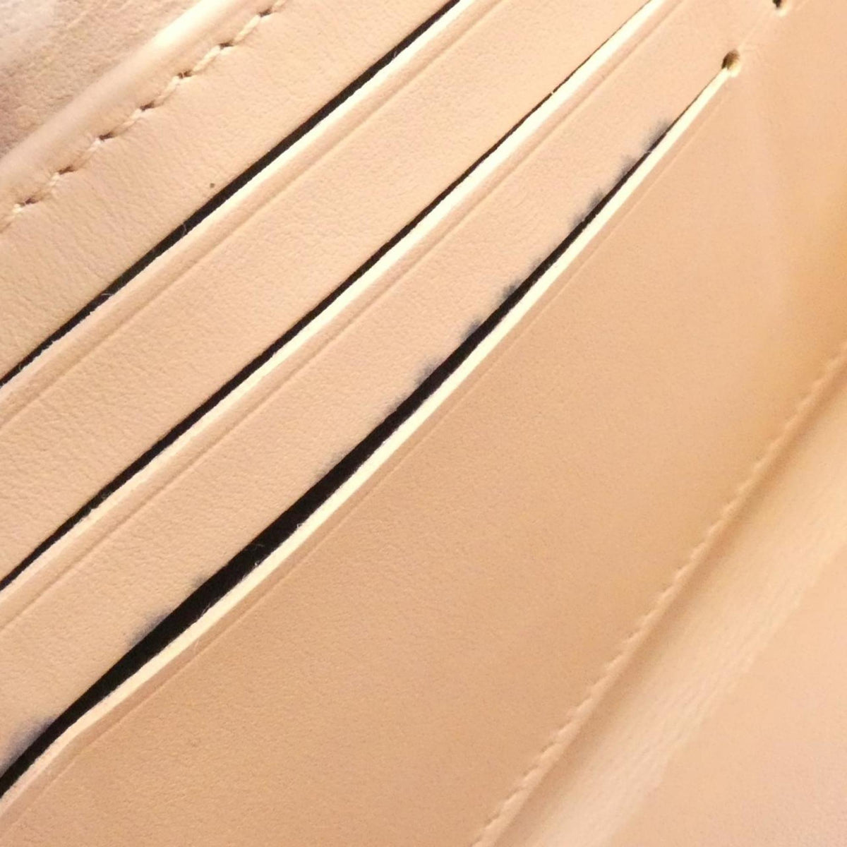 Louis Vuitton Magnolia Leather Long Wallet (Bi-Fold) (Pre-Owned)
