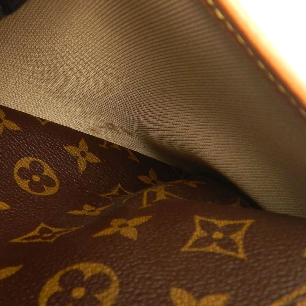 Louis Vuitton Monogram Brown Monogram Handbag (Pre-Owned)