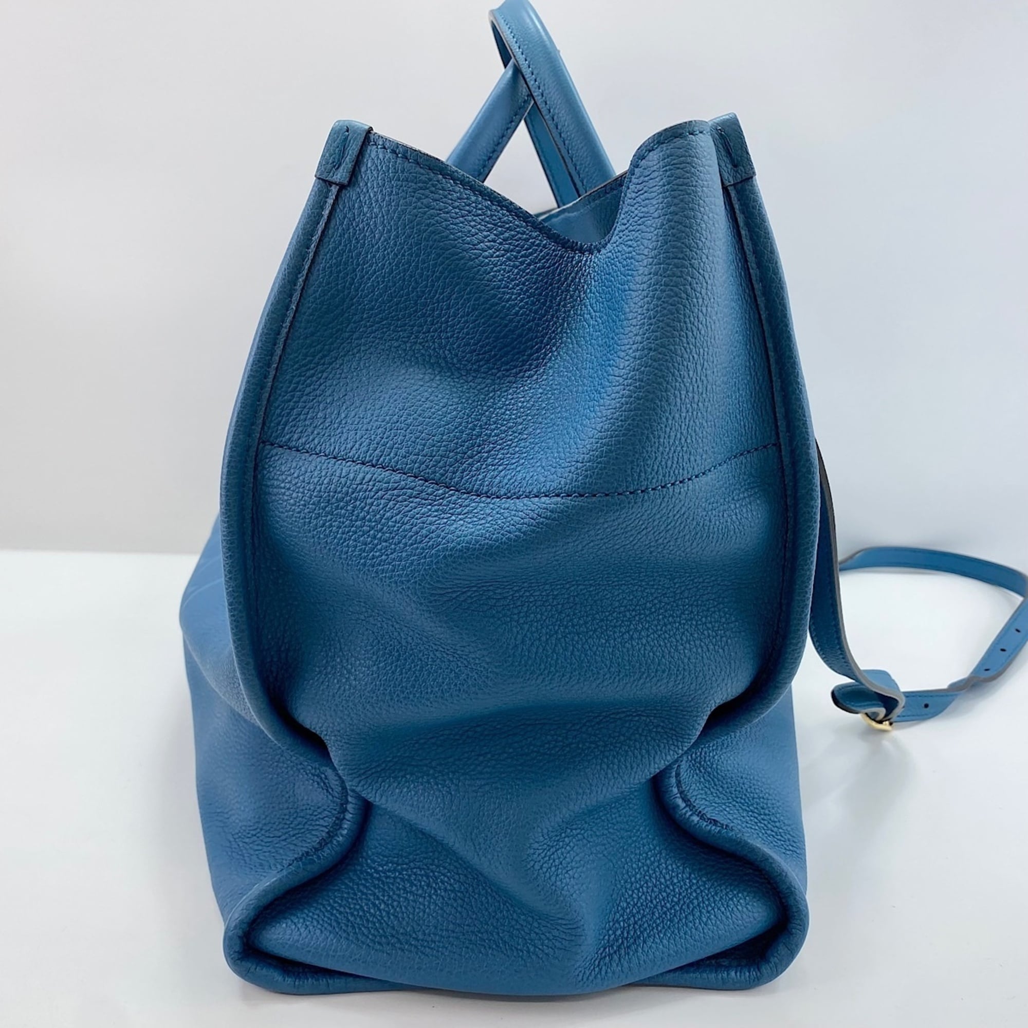 Gucci Blue Tote Bag (Pre-Owned)