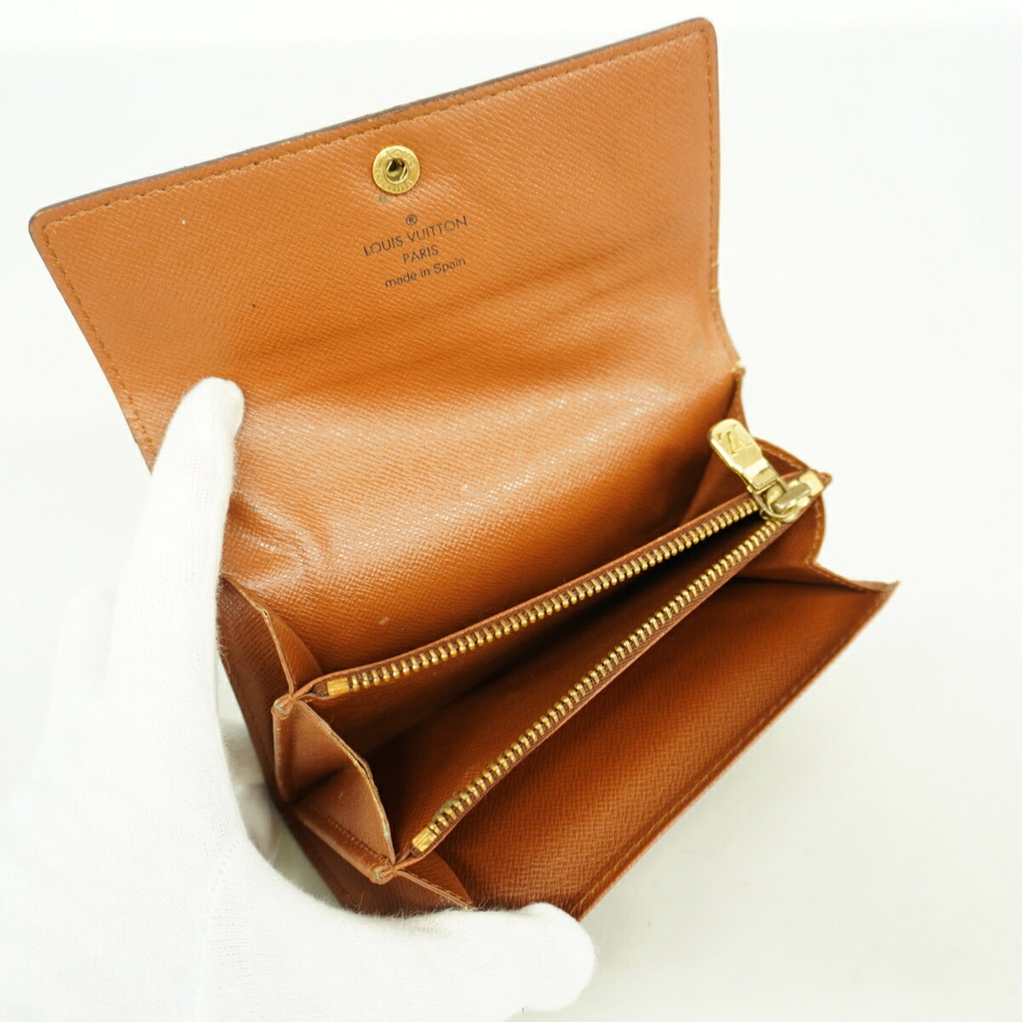 Louis Vuitton Brown Wallet (Bi-Fold) (Pre-Owned)