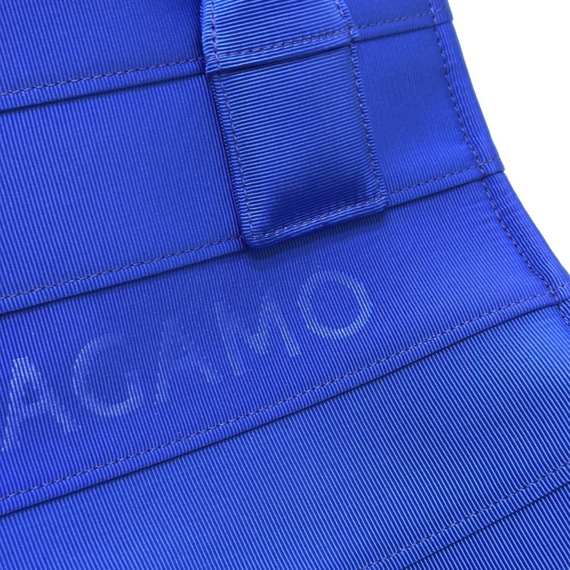 Salvatore Ferragamo Blue Canvas Handbag (Pre-Owned)