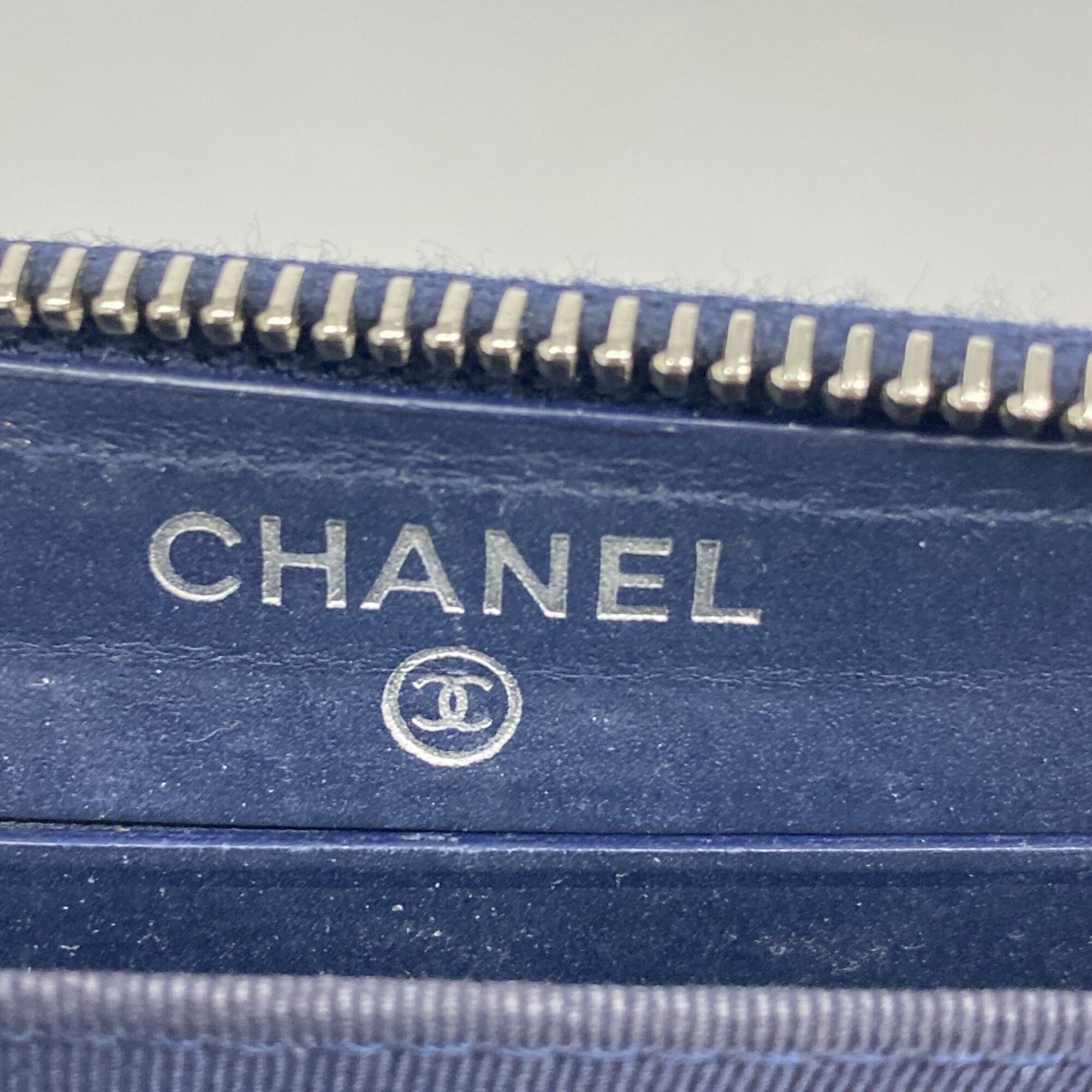 Chanel Navy Patent Leather Coin Purse/Coin Case (Pre-Owned)