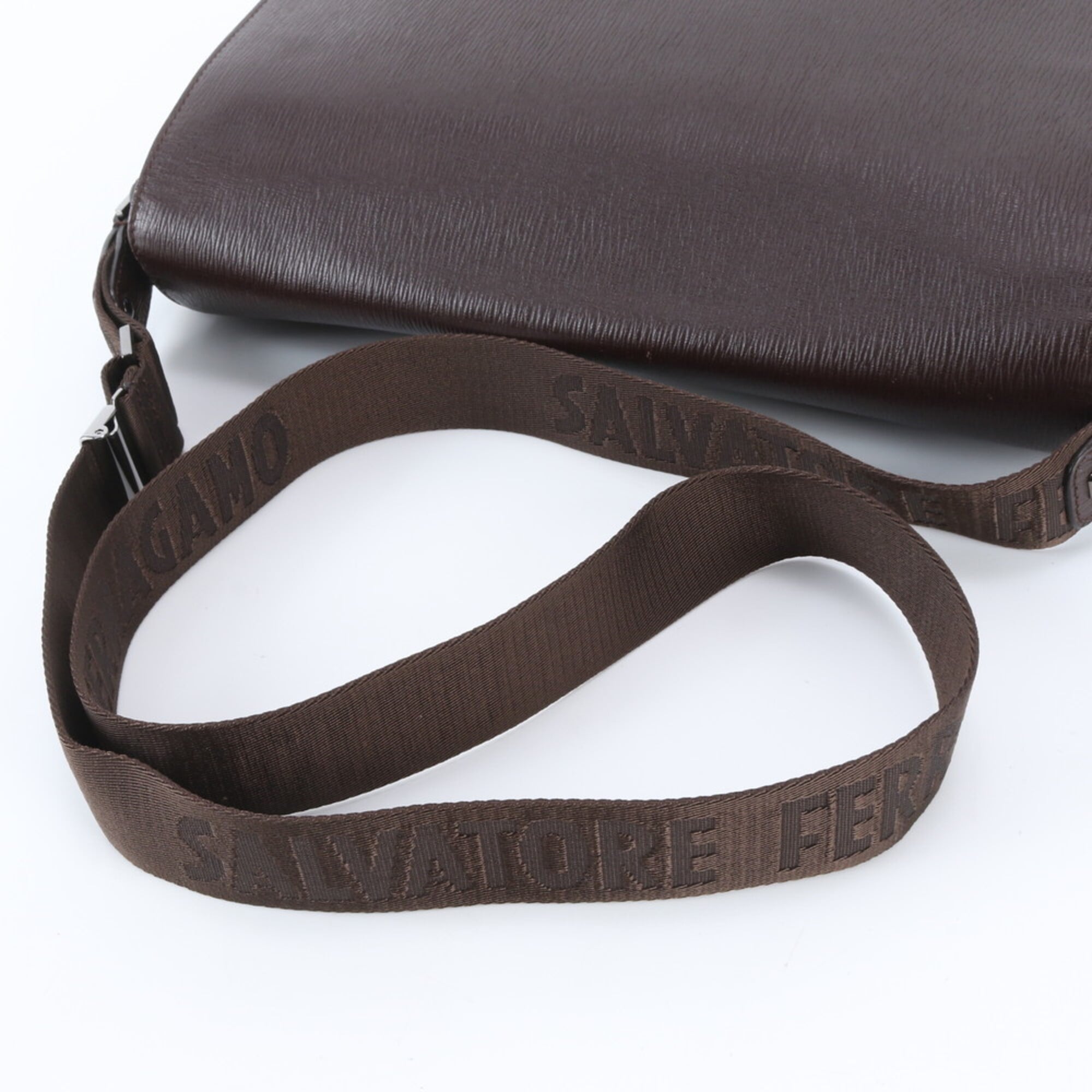 Salvatore Ferragamo Brown Leather Briefcase (Pre-Owned)