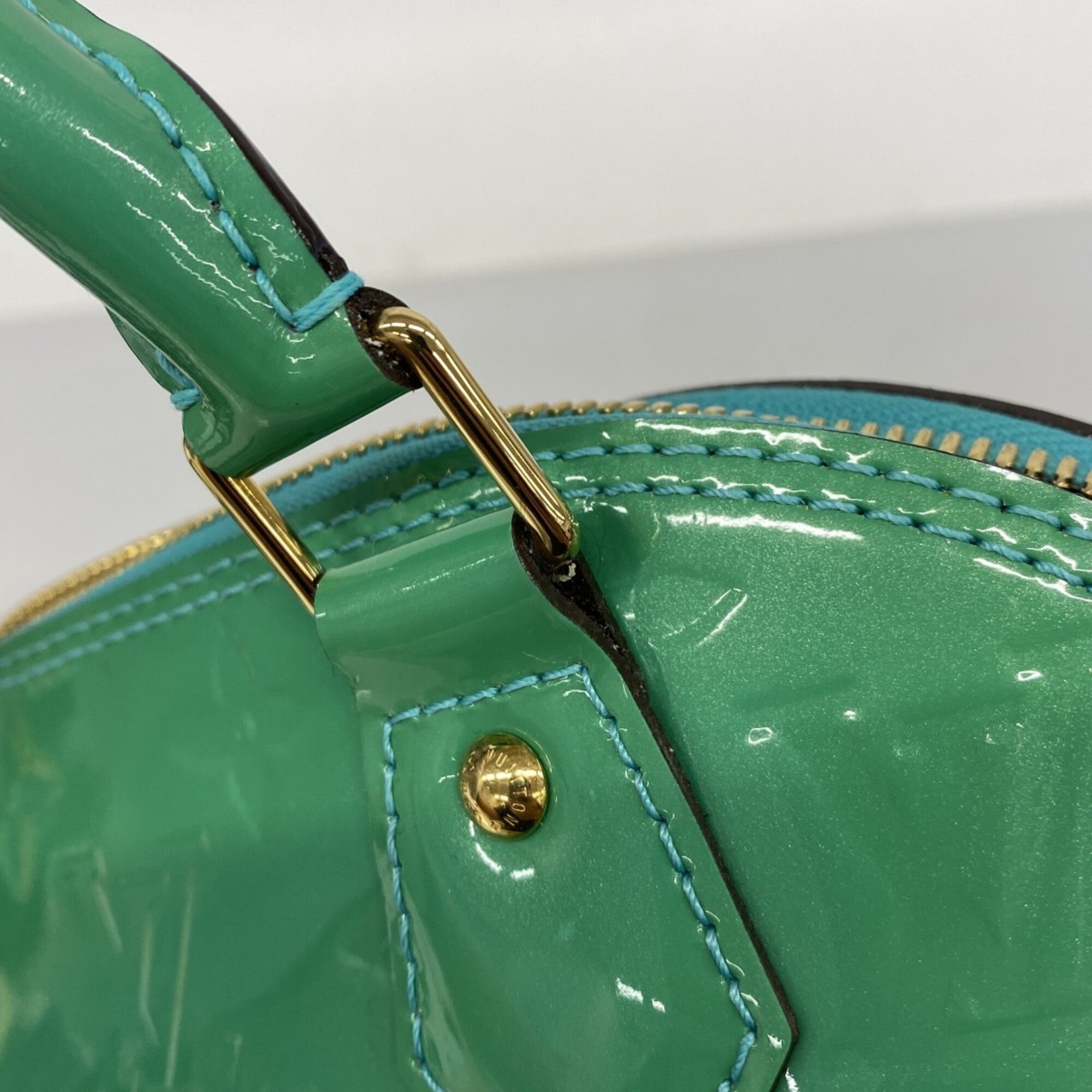 Louis Vuitton Blue Handbag (Pre-Owned)