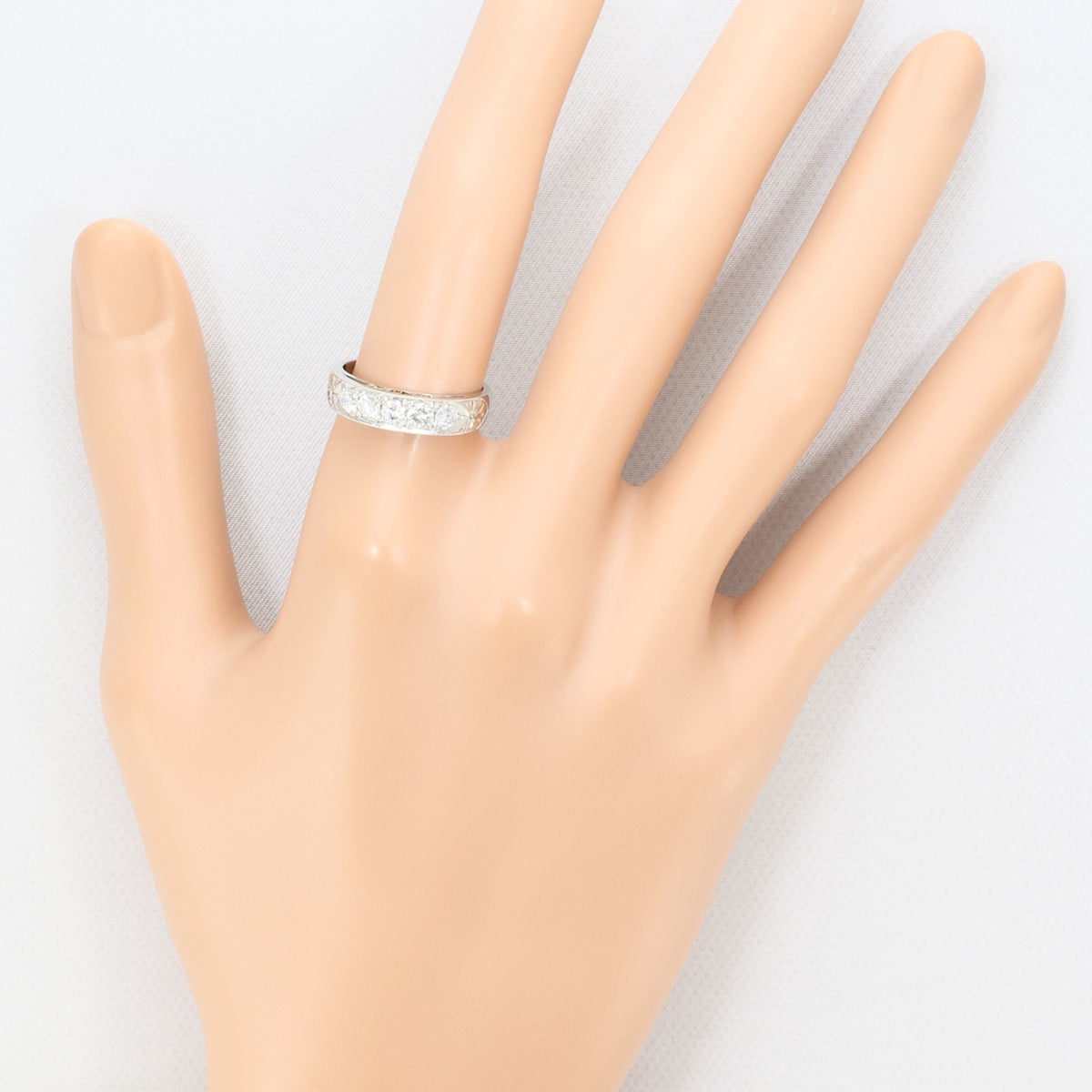Unbranded Platinum Platinum 900 Band Ring (Pre-Owned)