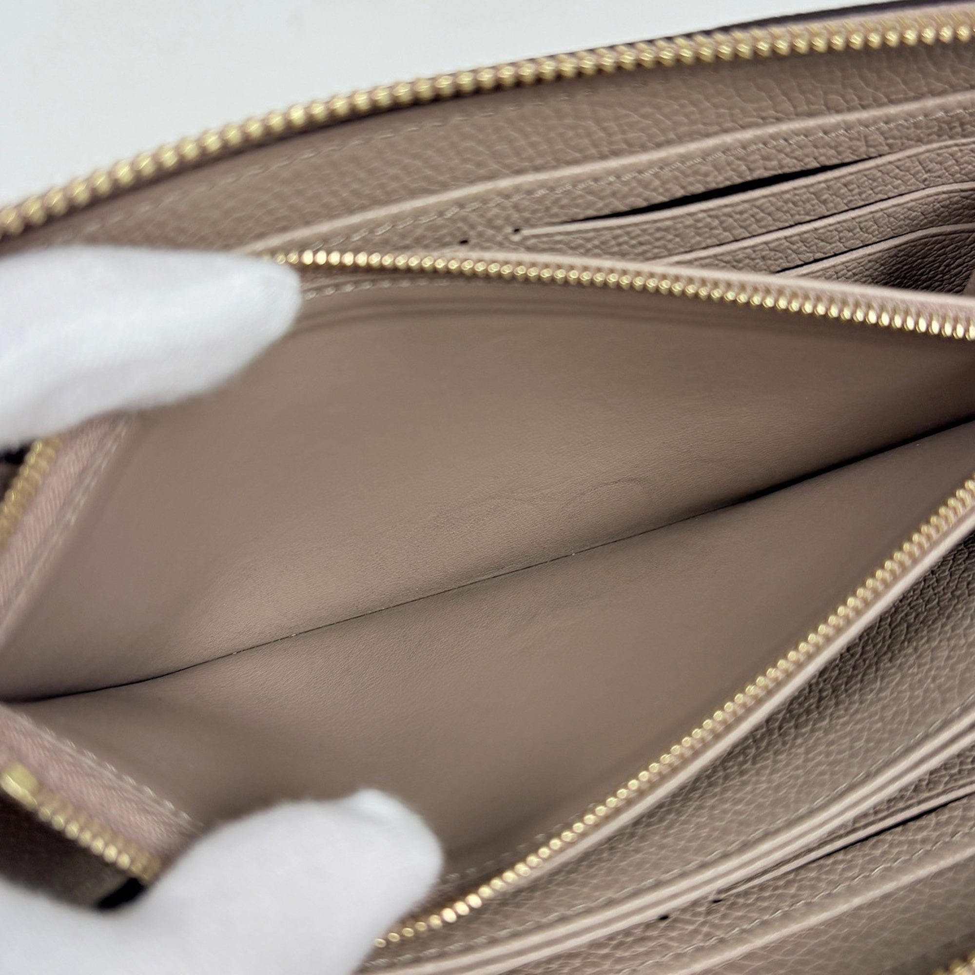 Louis Vuitton Tourterelle Long Wallet (Bi-Fold) (Pre-Owned)
