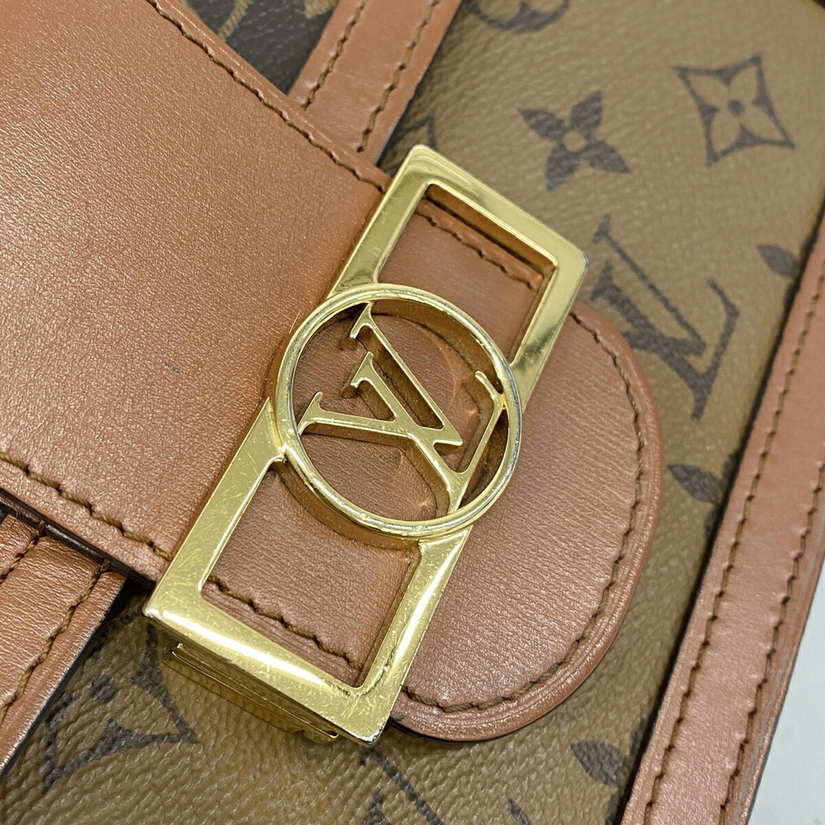 Louis Vuitton Brown Shoulder Bag (Pre-Owned)
