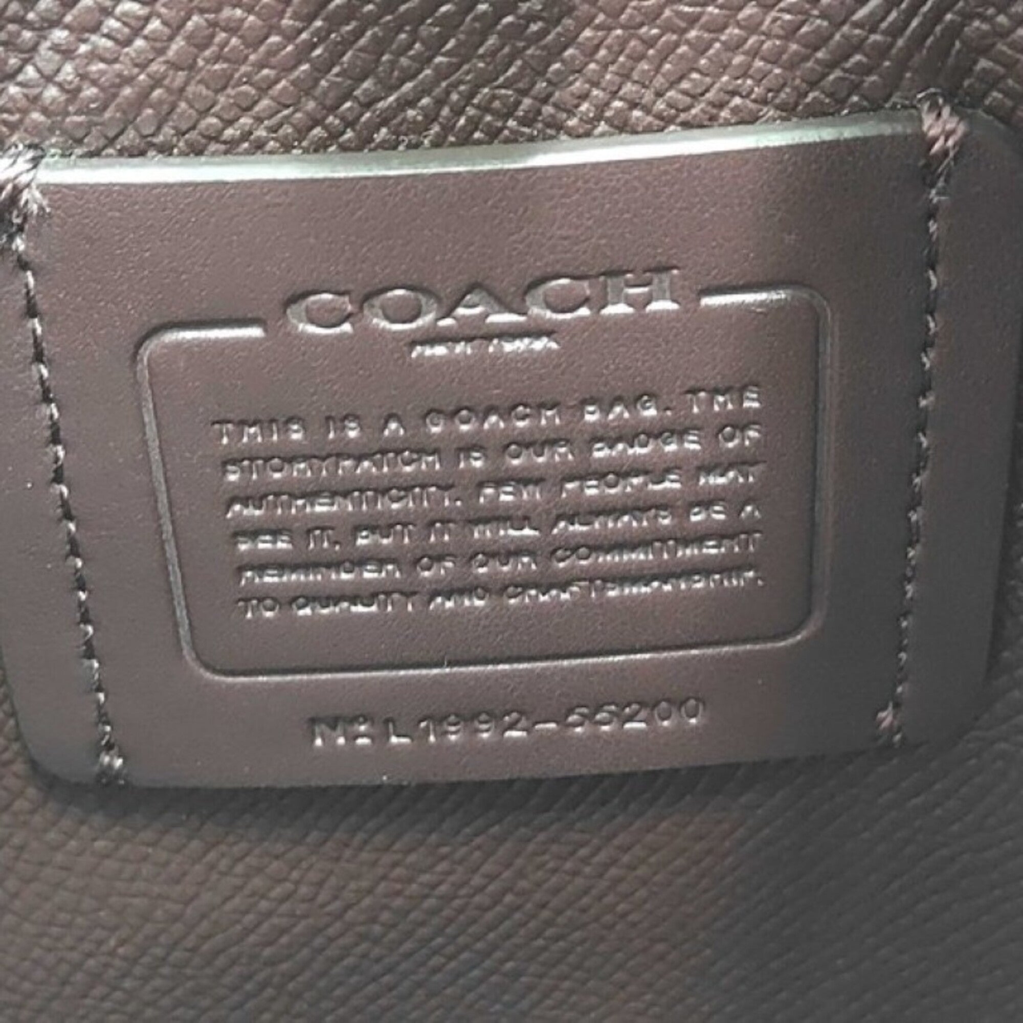 Coach Beige Leather Shoulder Bag (Pre-Owned)