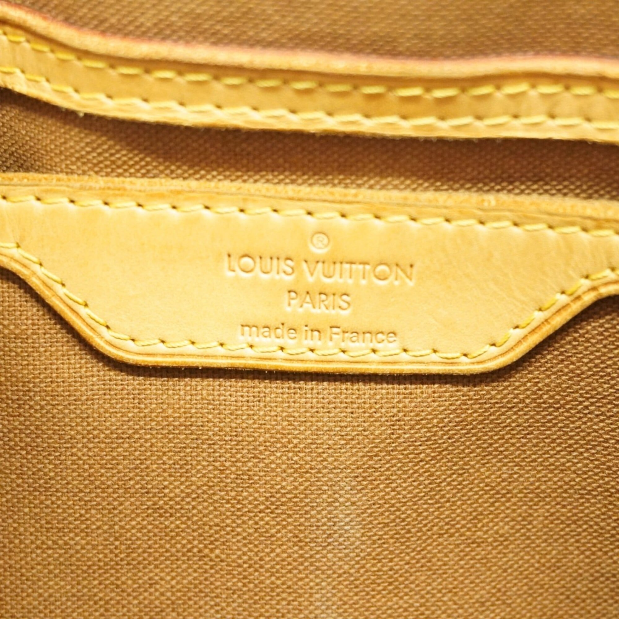 Louis Vuitton Brown Handbag (Pre-Owned)