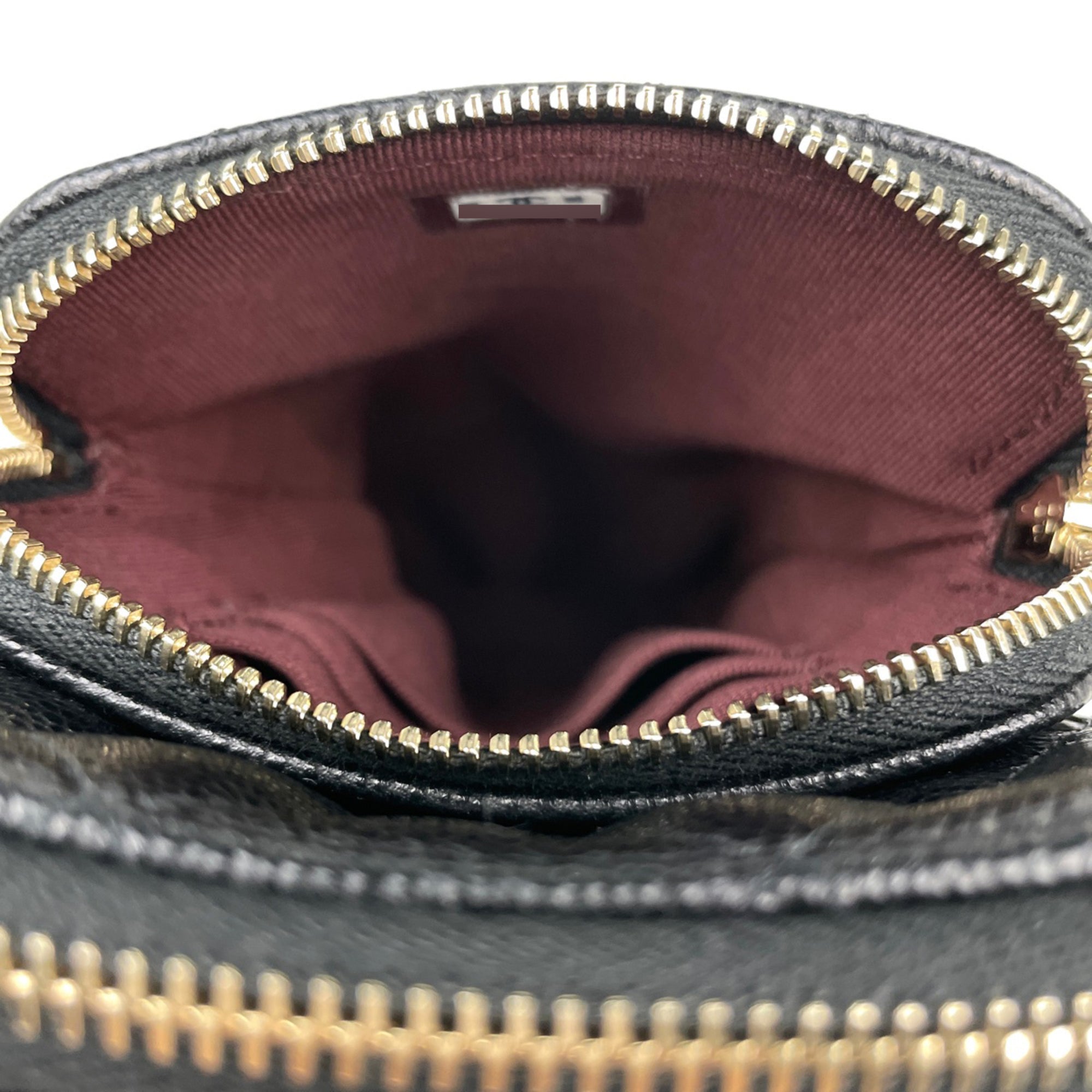 Chanel Black Grained Calfskin Shoulder Bag (Pre-Owned)