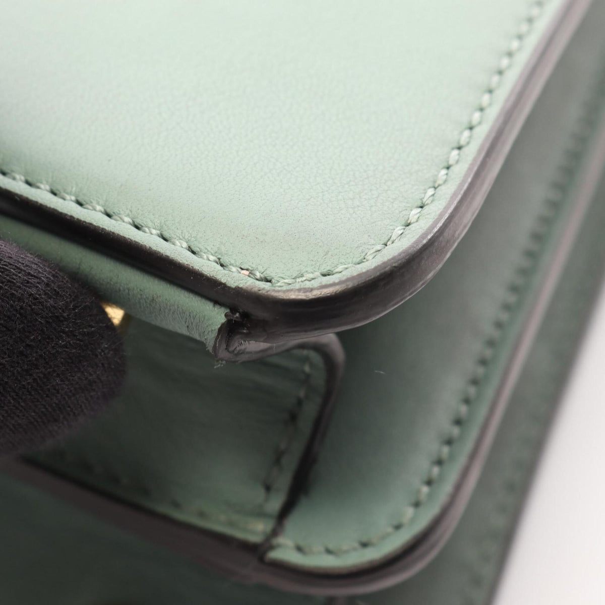 Fendi Green Leather Handbag (Pre-Owned)