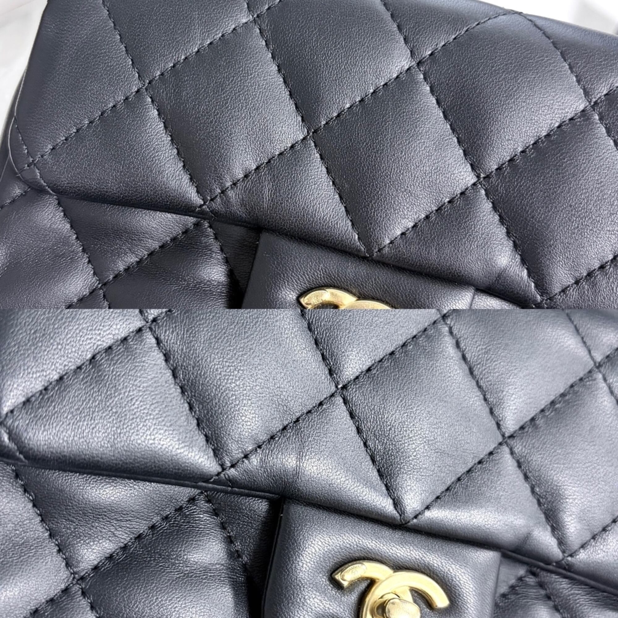 Chanel Black Leather Shoulder Bag (Pre-Owned)