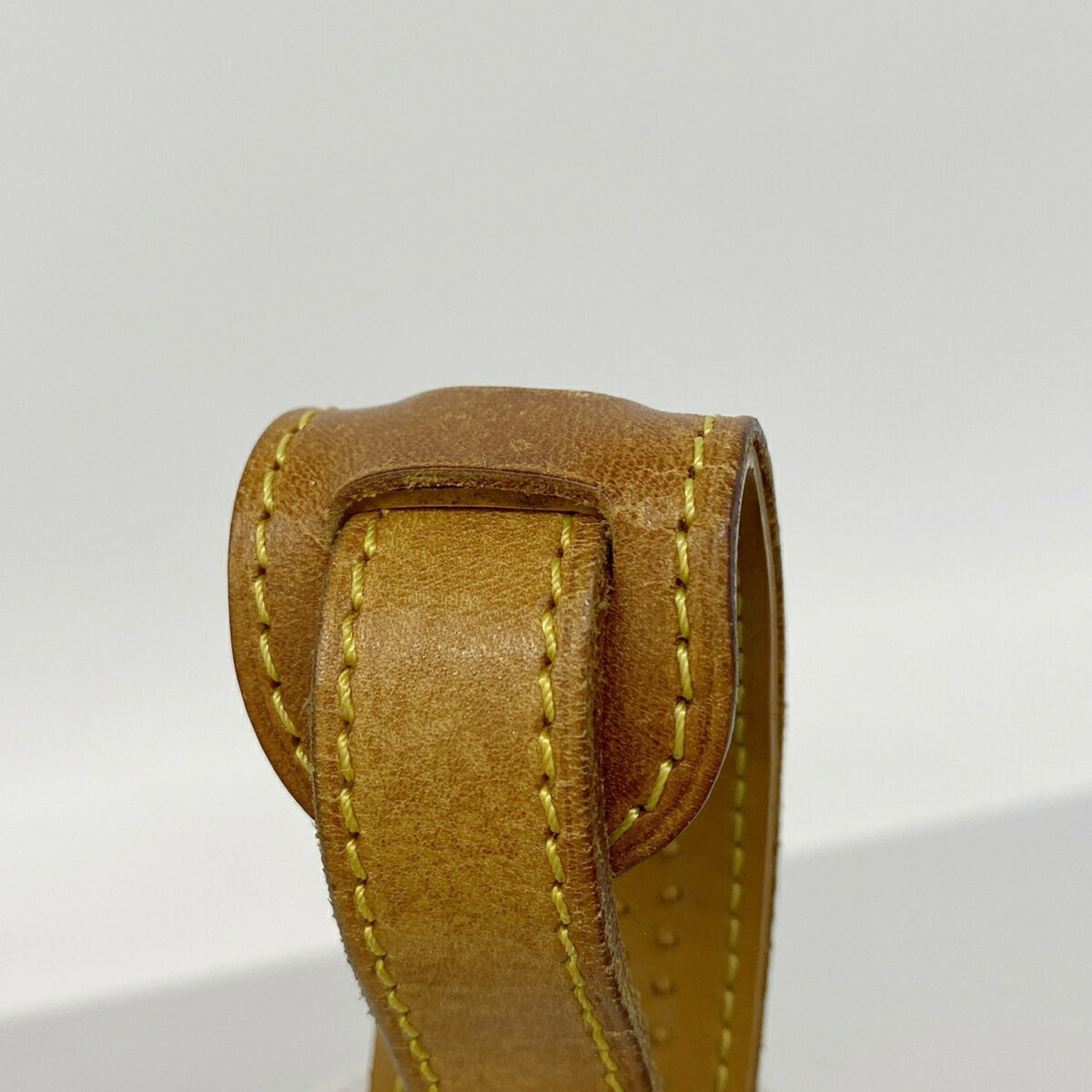 Louis Vuitton Brown Shoulder Bag (Pre-Owned)