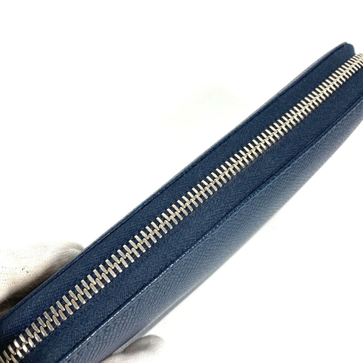Bvlgari Blue Leather Long Wallet (Bi-Fold) (Pre-Owned)