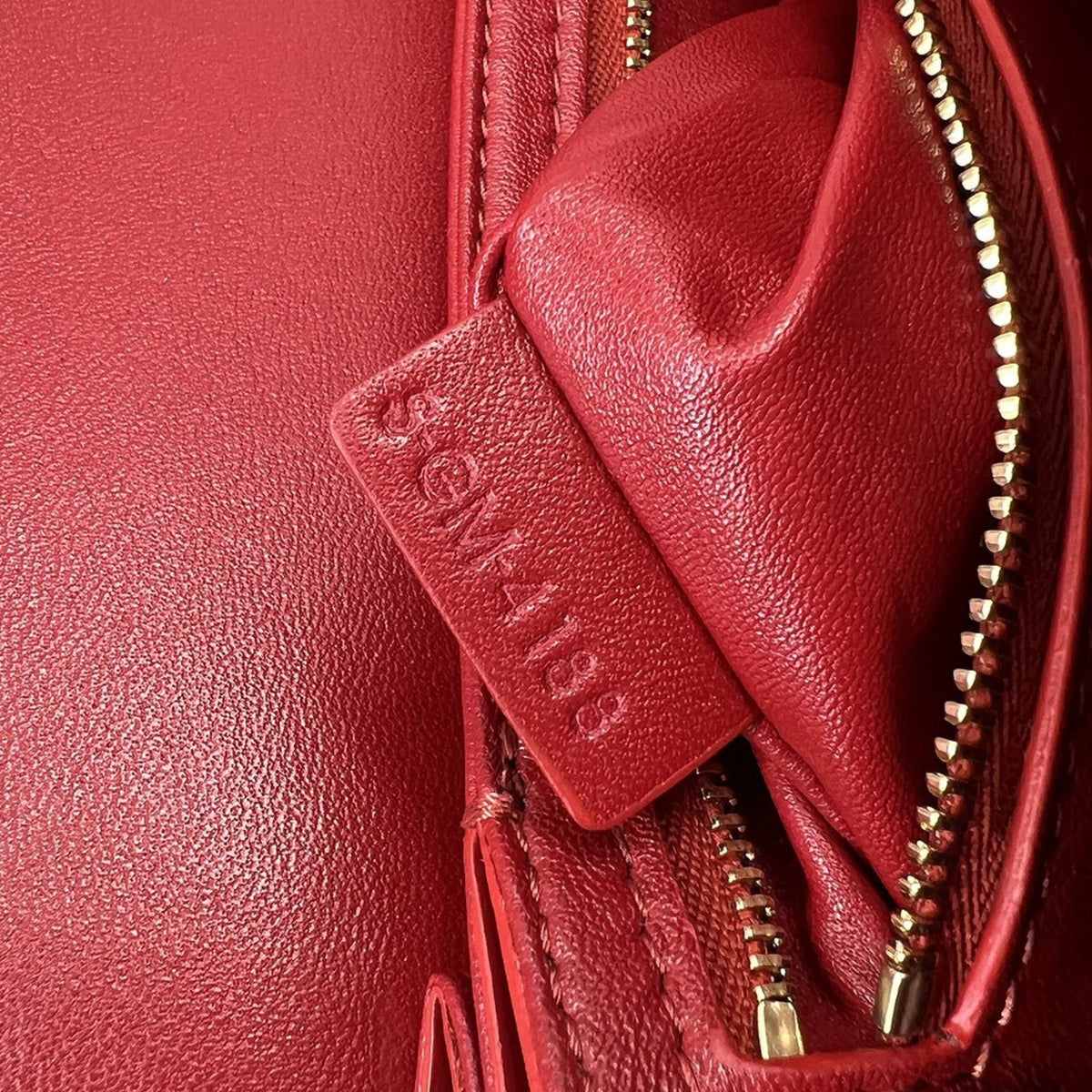 Celine Red Color Leather Pochette Shoulder Bag (Pre-Owned)