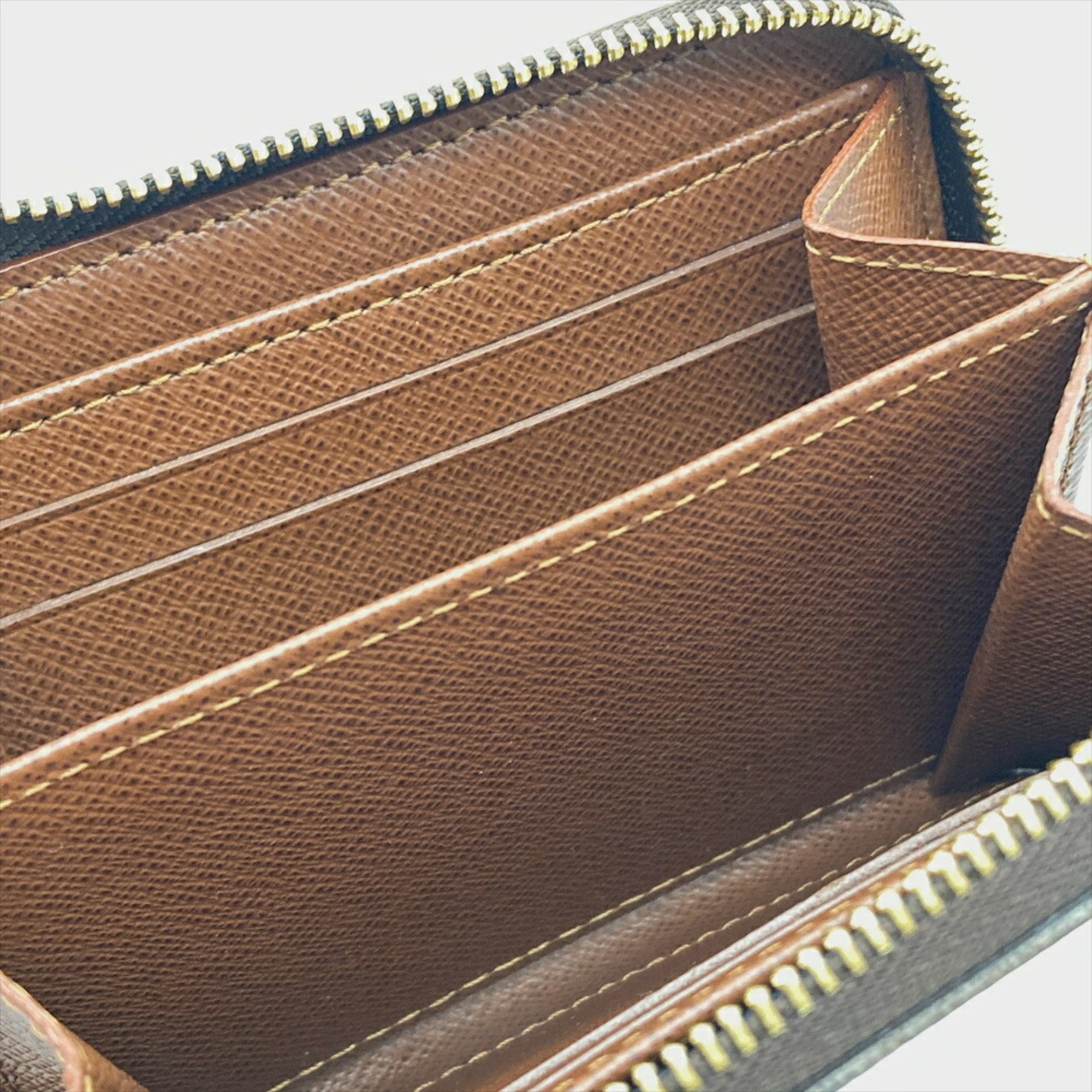Louis Vuitton Monogram Coin Purse/Coin Case (Pre-Owned)