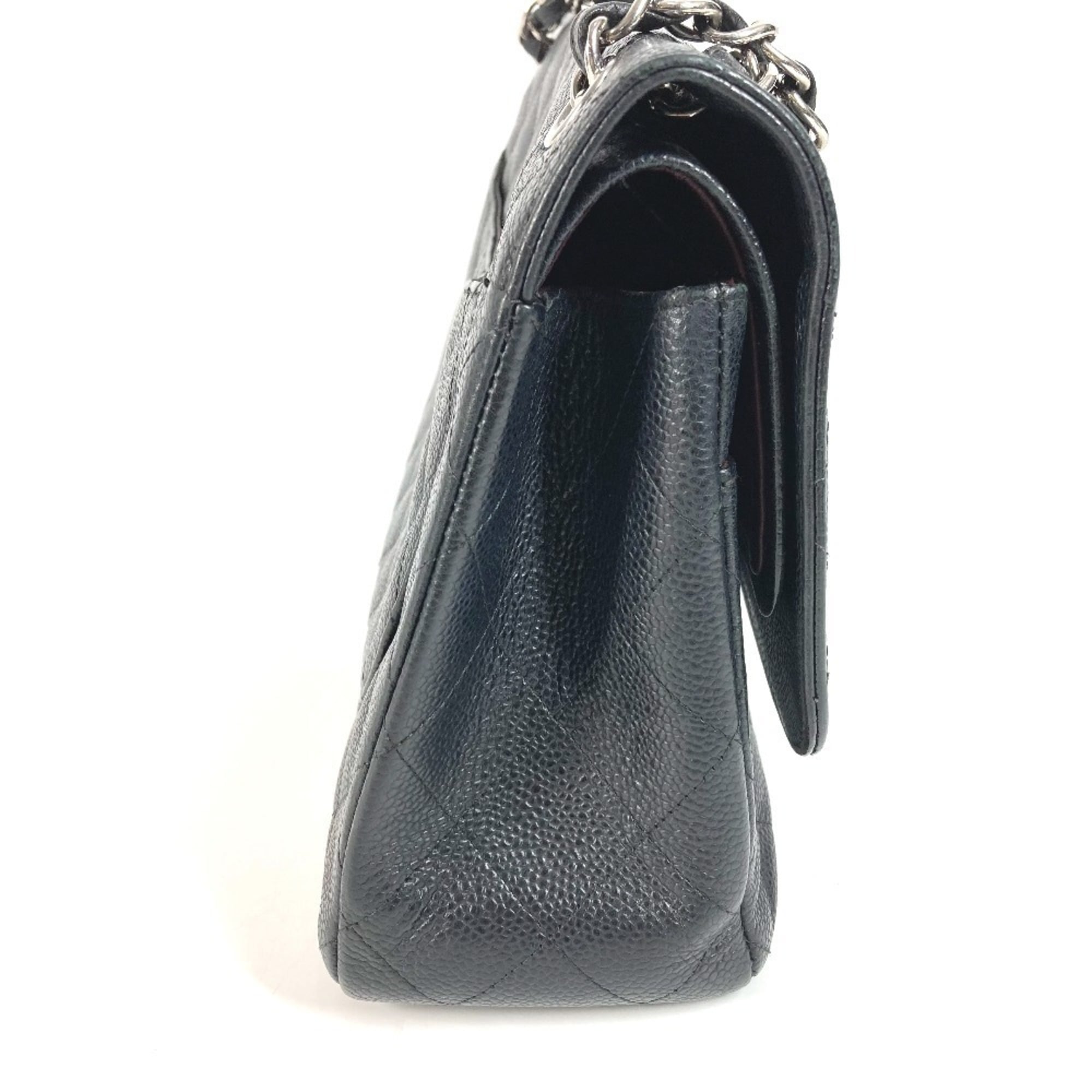 Chanel Matelasse Black Grained Calfskin Shoulder Bag (Pre-Owned)