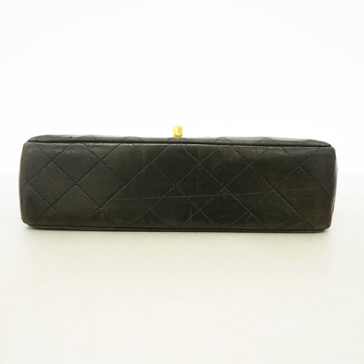 Chanel Black Leather Shoulder Bag (Pre-Owned)