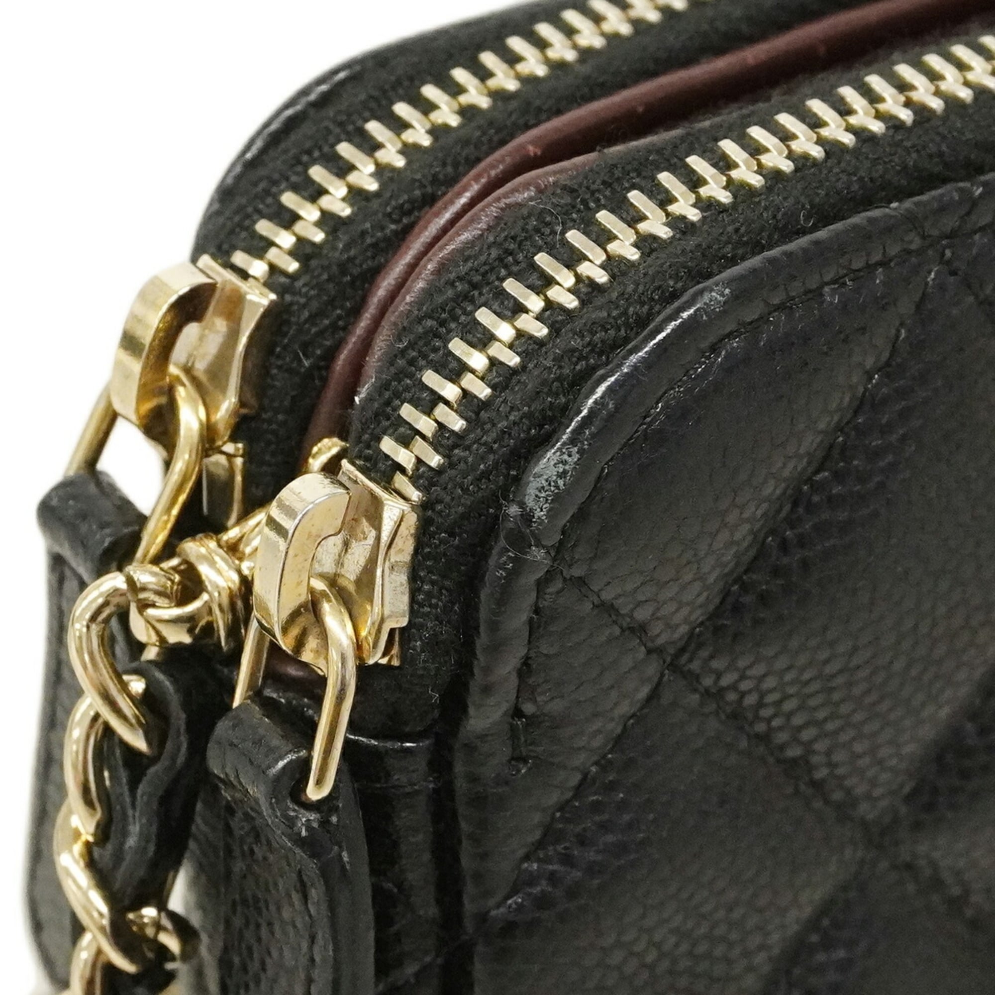 Chanel Black Grained Calfskin Shoulder Bag (Pre-Owned)