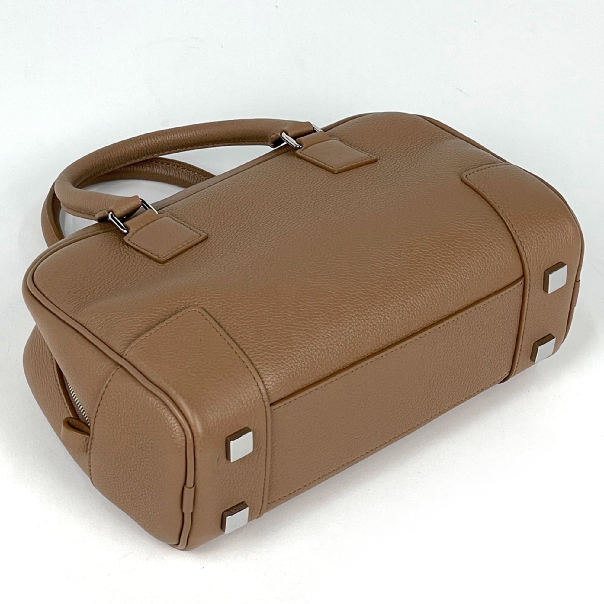 Loewe Brown Leather Handbag (Pre-Owned)