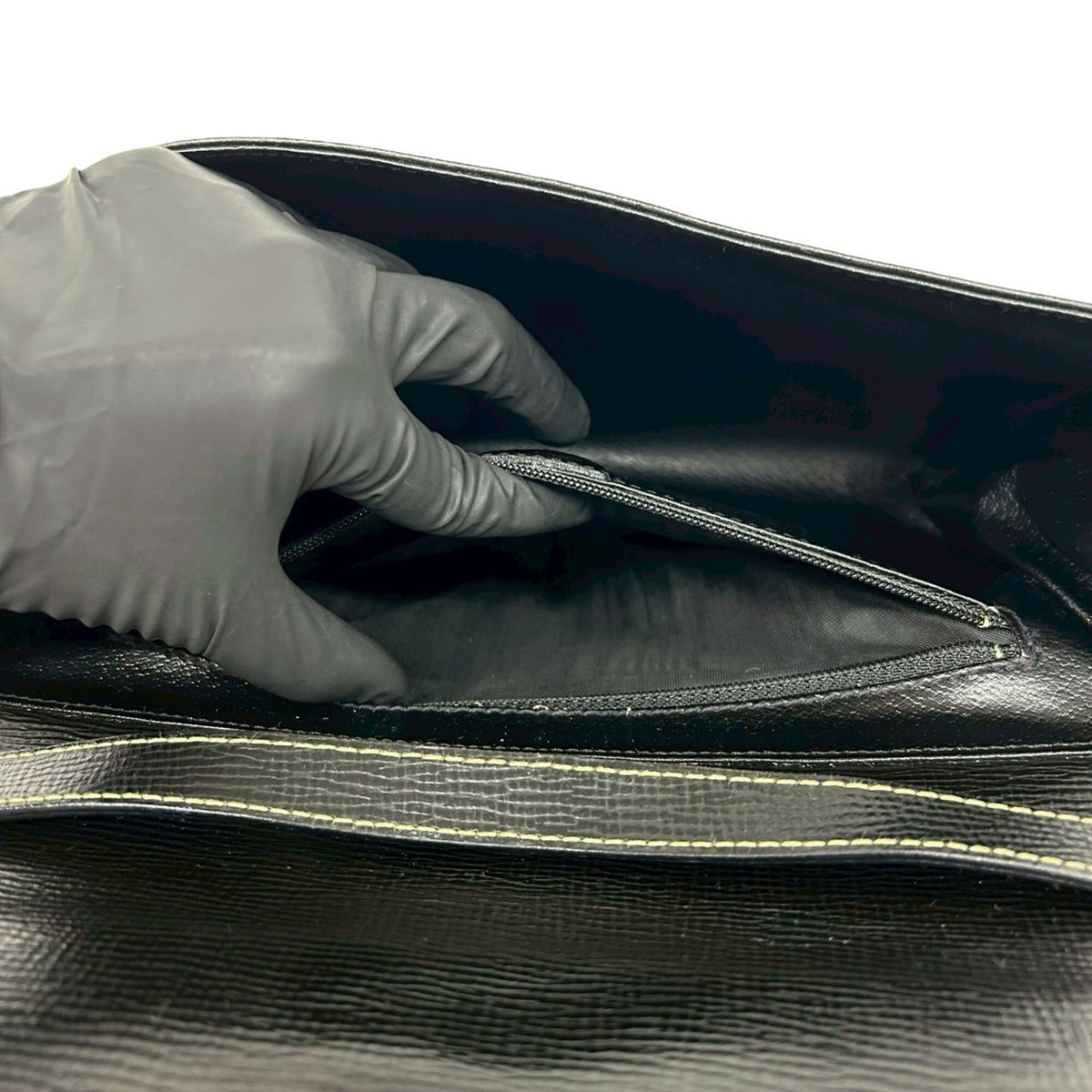 Celine Black Leather Pochette Shoulder Bag (Pre-Owned)