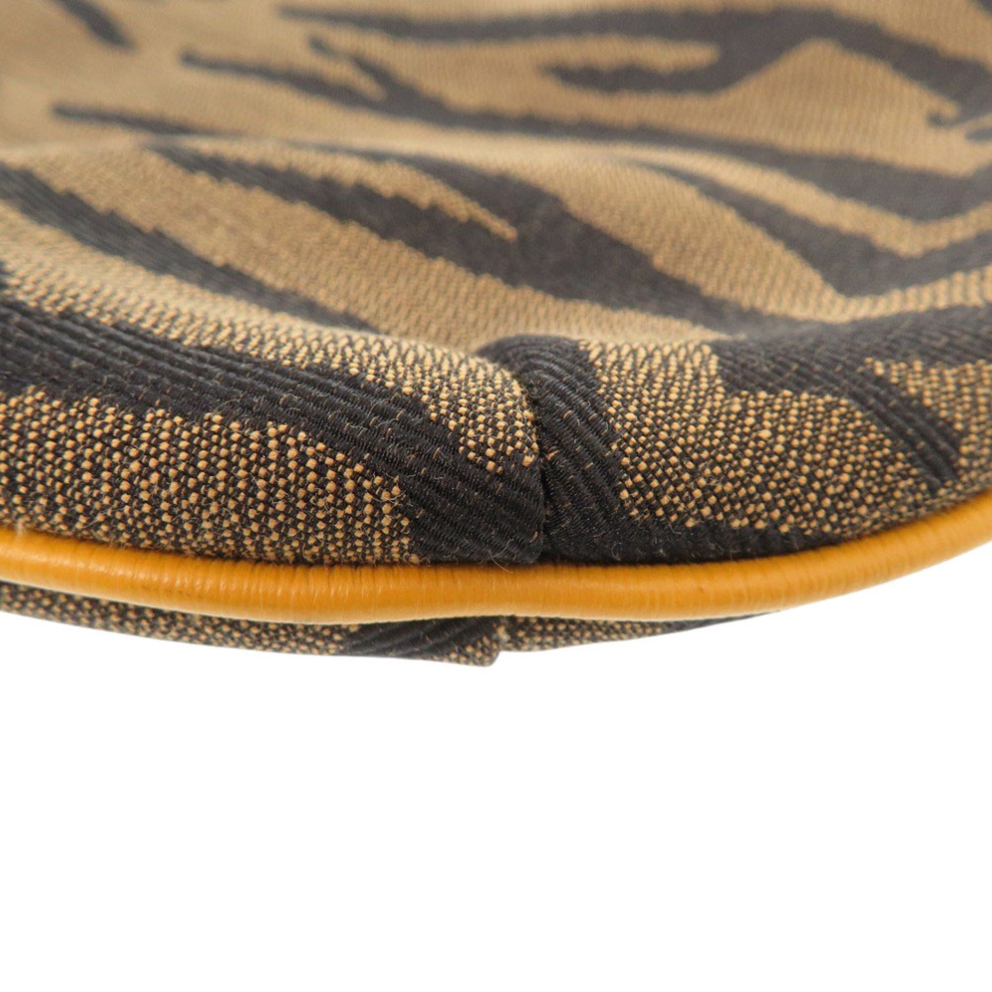 Fendi Brown Canvas Shoulder Bag (Pre-Owned)