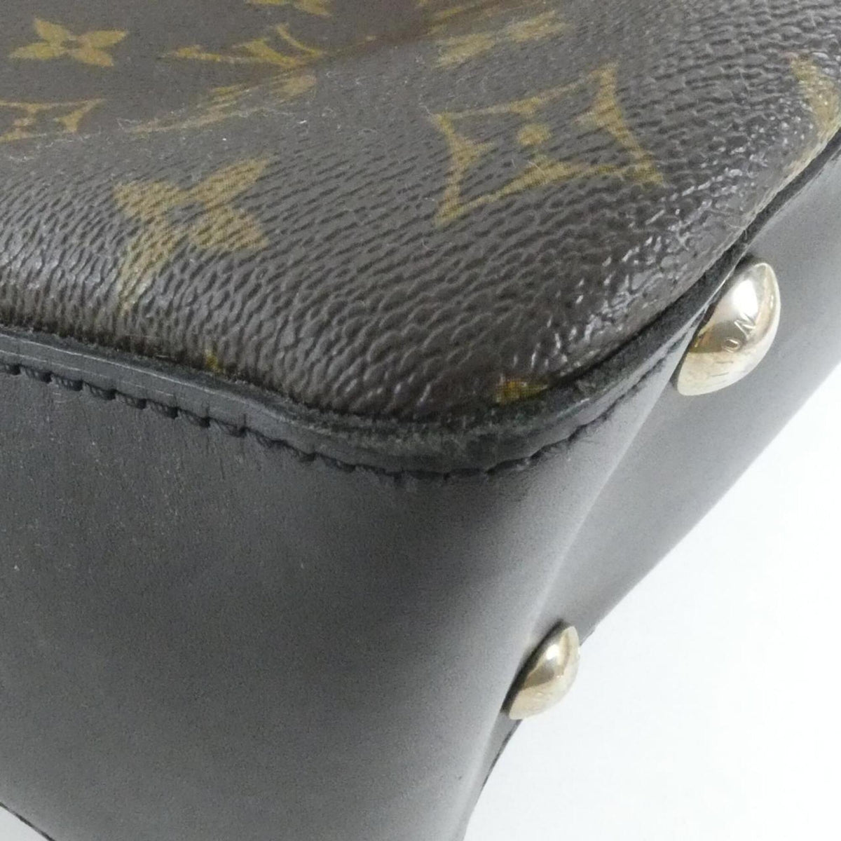 Louis Vuitton Marron Coated Canvas Handbag (Pre-Owned)