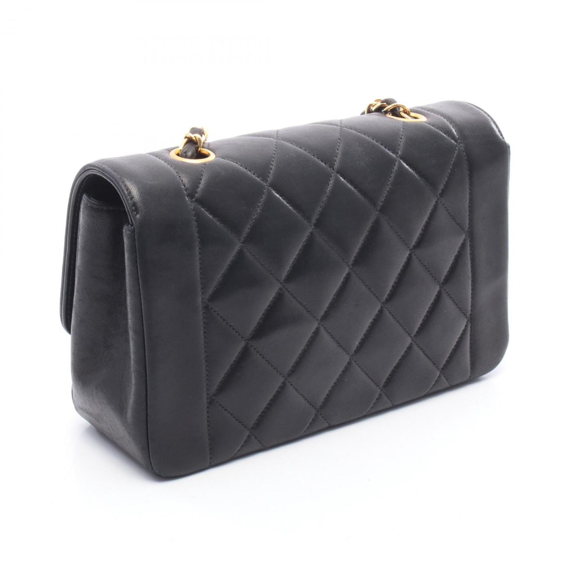 Chanel Black Leather Handbag Shoulder Bag (Pre-Owned)