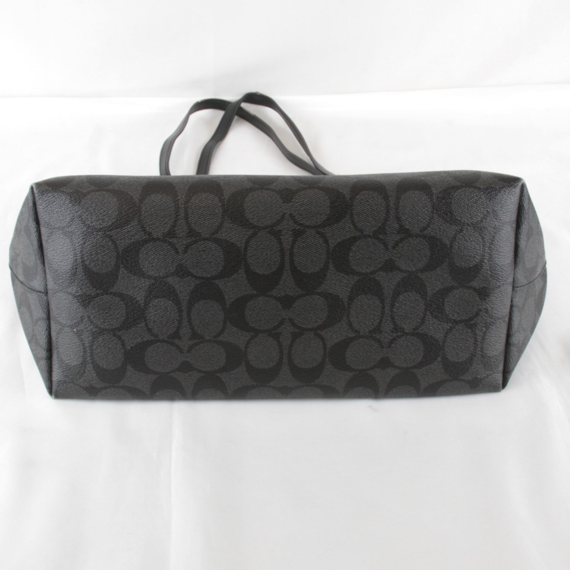 Coach Signature Black Leather Tote Bag (Pre-Owned)