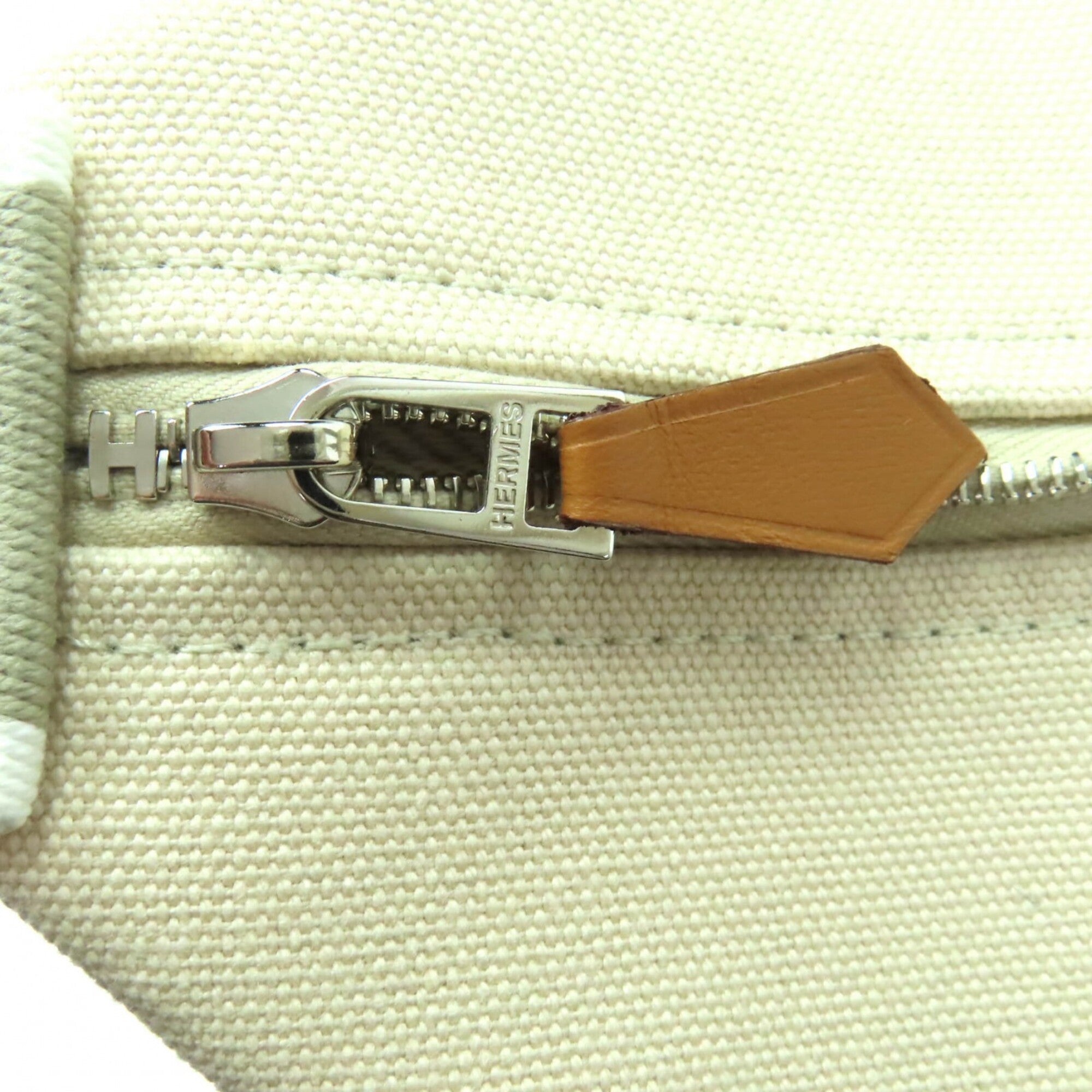 Hermes Ivory Cotton Handbag Pouch (Pre-Owned)